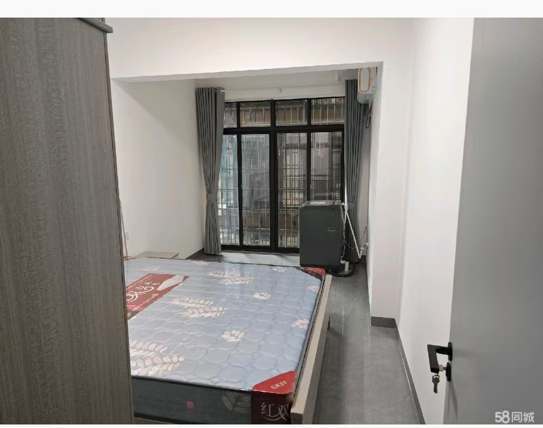 合胜广场  1室2厅2卫   2200.00元/月室内图