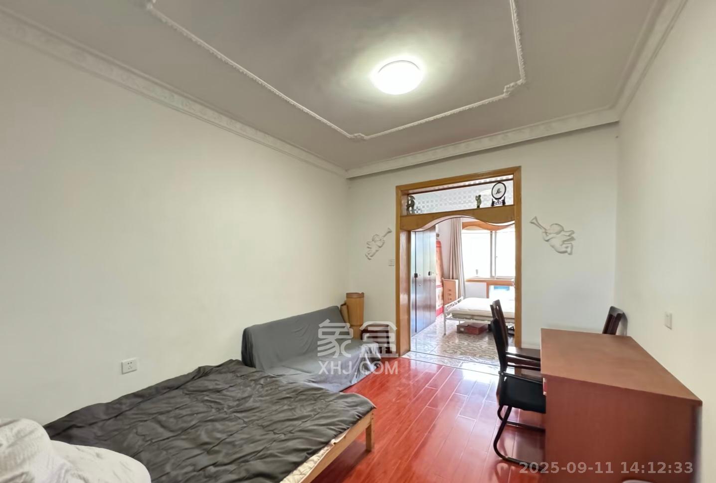 三印宿舍  3室2厅1卫    1350.0元/月室内图