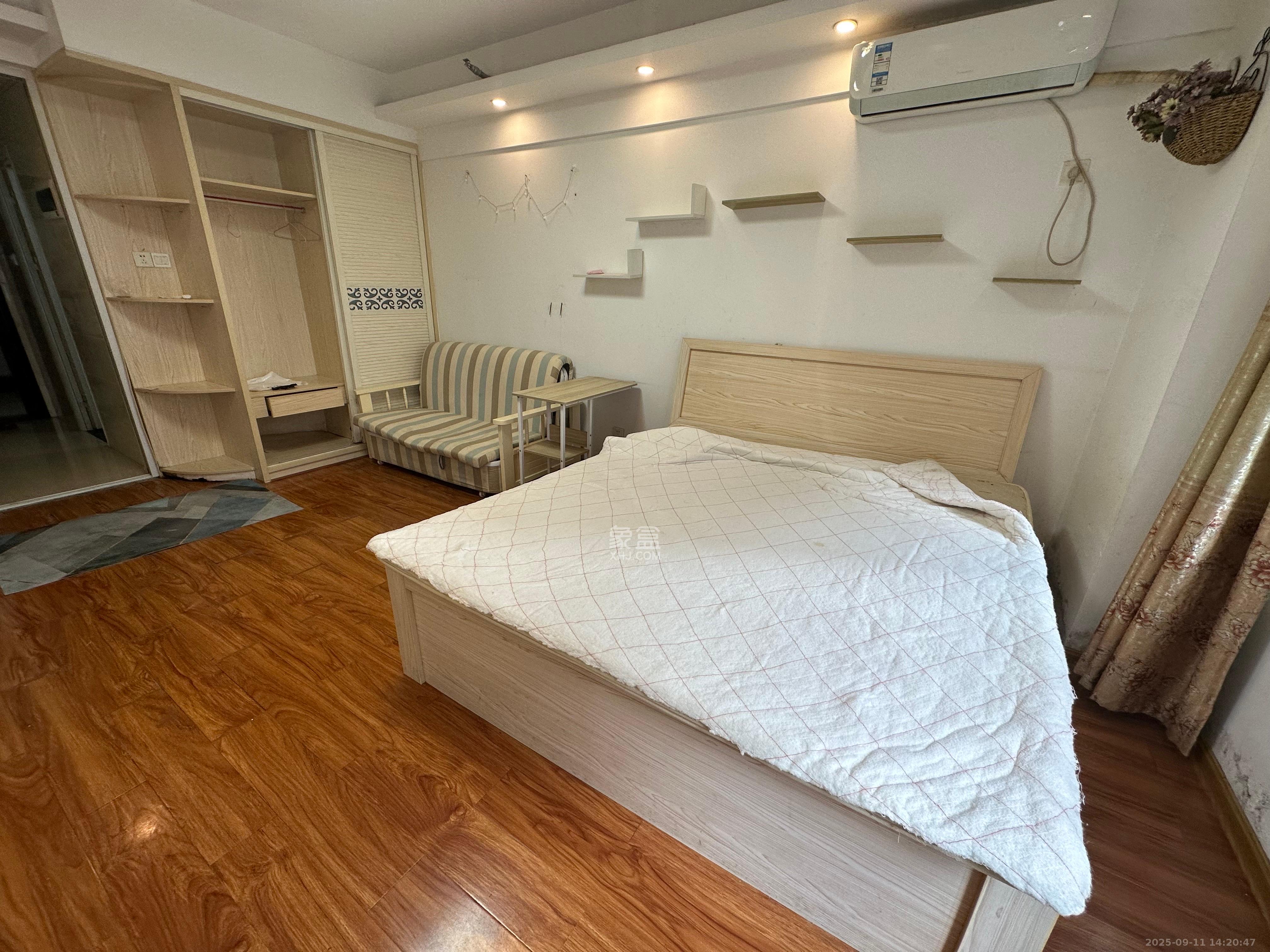 钰龙天下二期(钰龙佳园)  1室0厅1卫    1200.0元/月 钰龙天下二期(钰龙佳园)  1室0厅1卫    1200.0元/月室内图