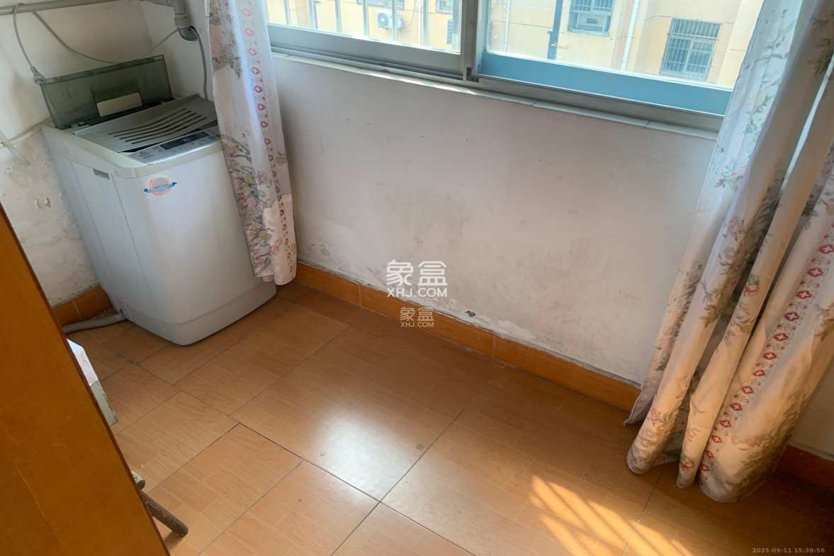 长华小区 2室1厅1卫 1600.0元/月 长华小区 2室1厅1卫 1600.0元/月室内图