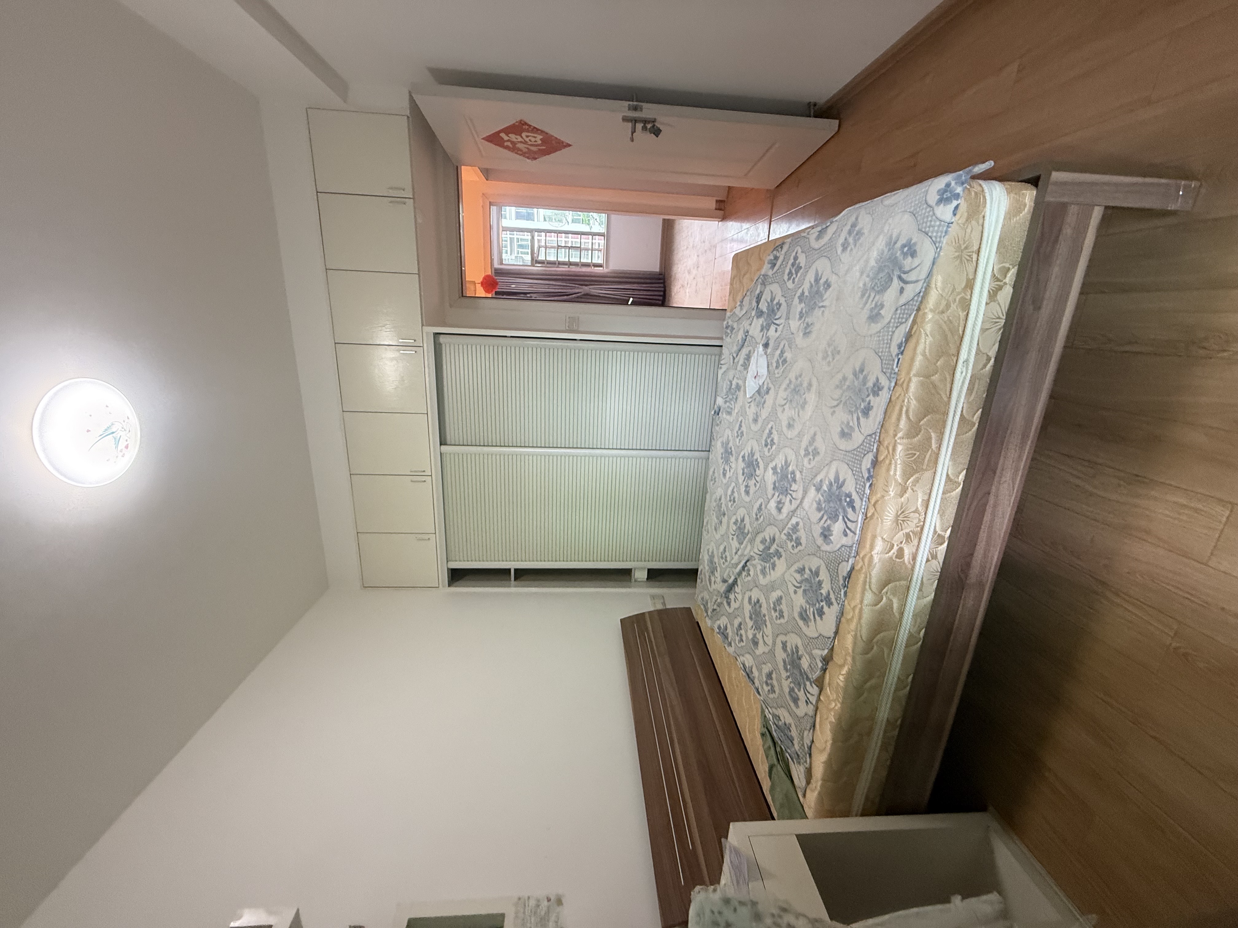 湘水明珠  3室2厅2卫   2000.00元/月室内图