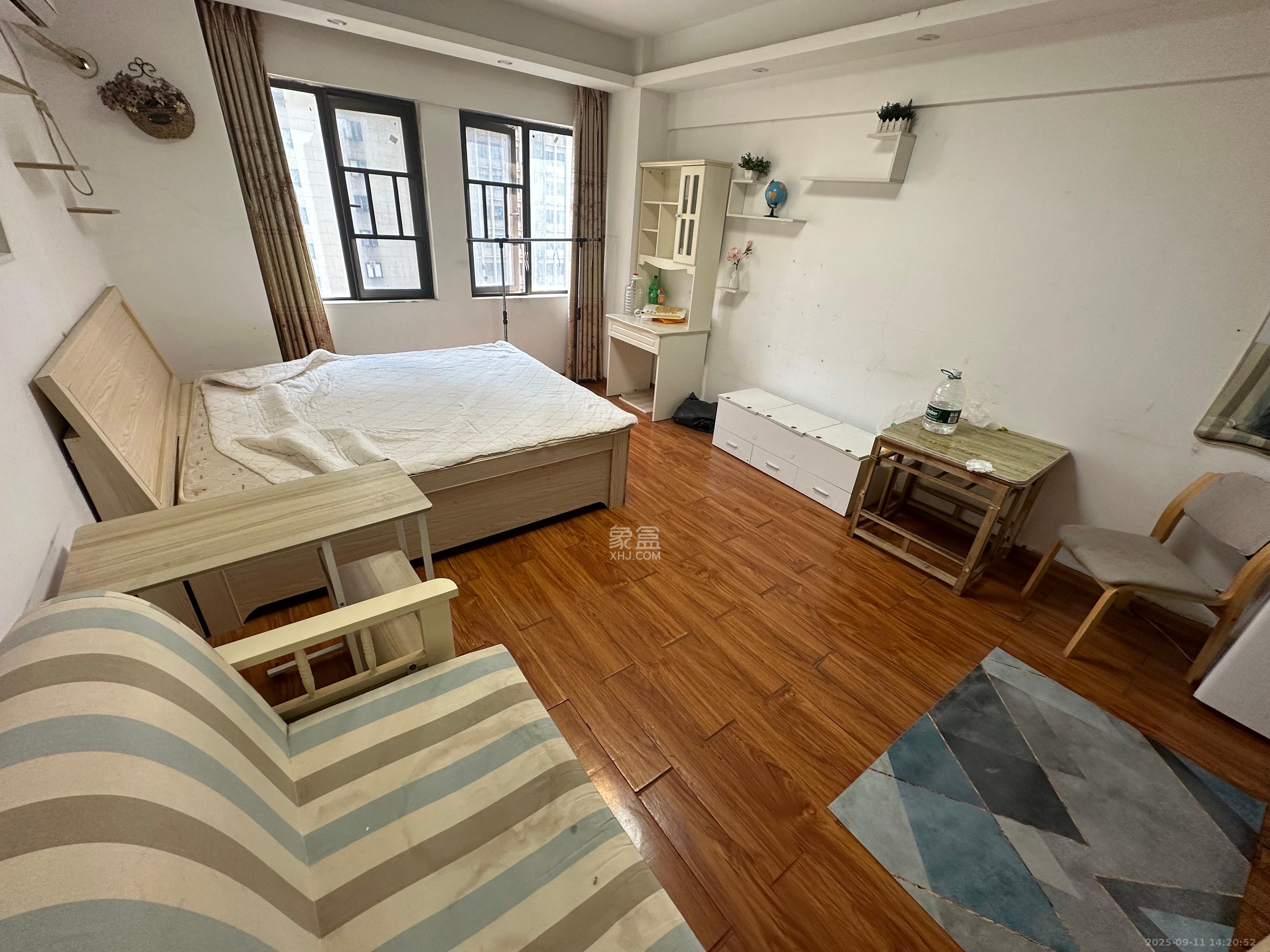 钰龙天下二期(钰龙佳园)  1室0厅1卫    1200.0元/月 钰龙天下二期(钰龙佳园)  1室0厅1卫    1200.0元/月室内图