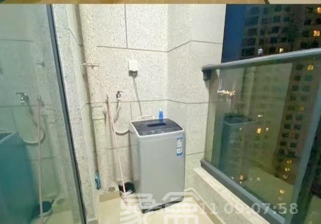 中海梅溪湖壹号 1室1厅1卫 1700.0元/月 中海梅溪湖壹号 1室1厅1卫 1700.0元/月室内图