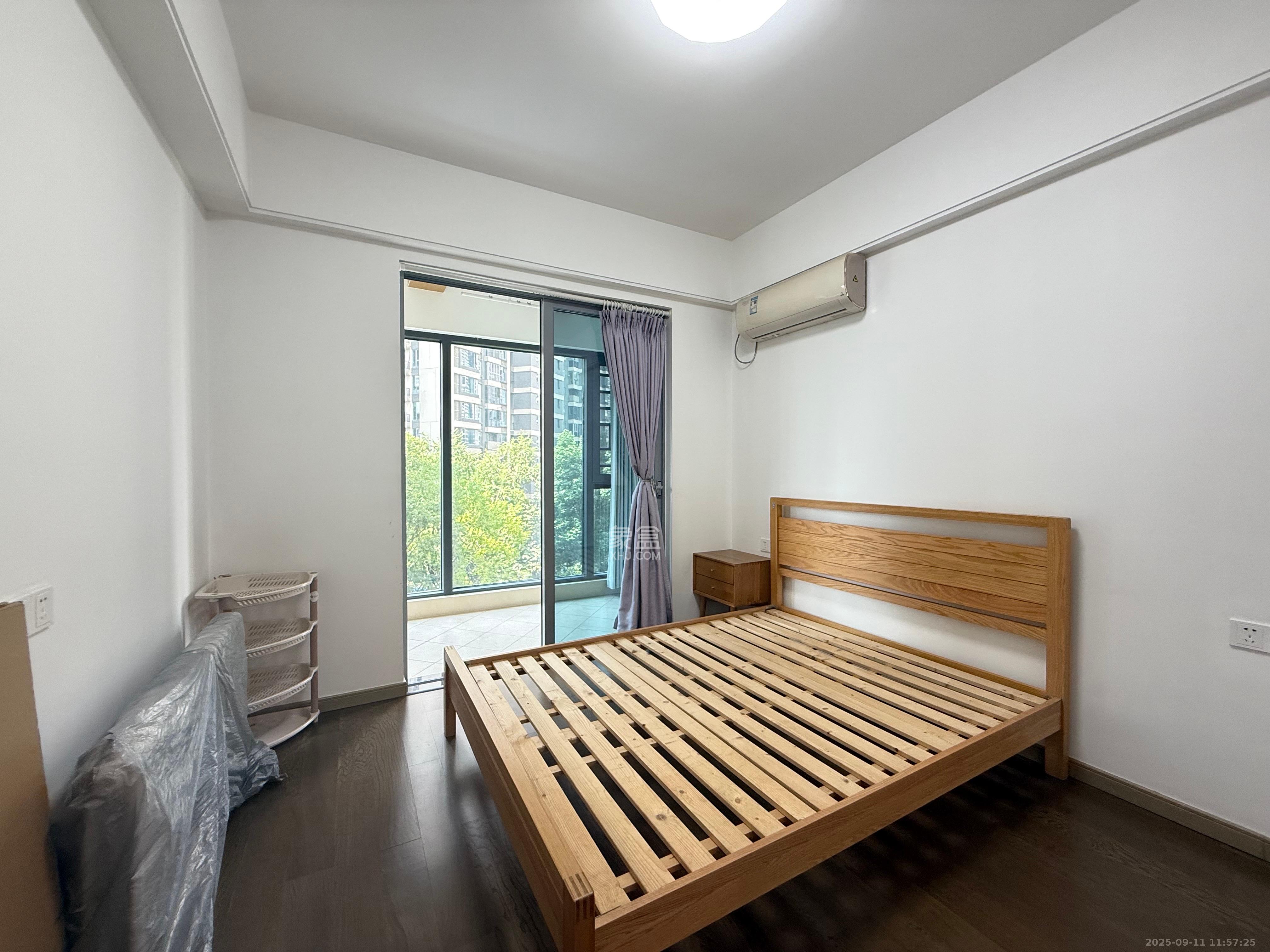 保利天禧C区  4室2厅2卫    6200.0元/月室内图