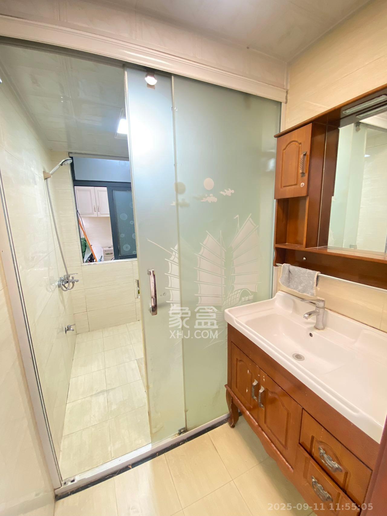 恒生碧水龙庭 1室0厅0卫 1800.0元/月 恒生碧水龙庭 1室0厅0卫 1800.0元/月室内图