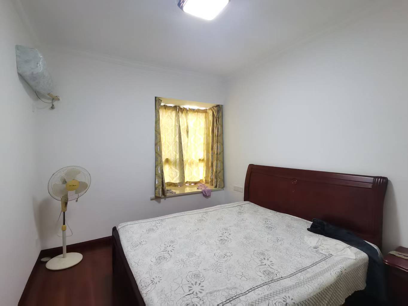 上城世家  3室2厅2卫    88.0万 上城世家  3室2厅2卫    88.0万室内图