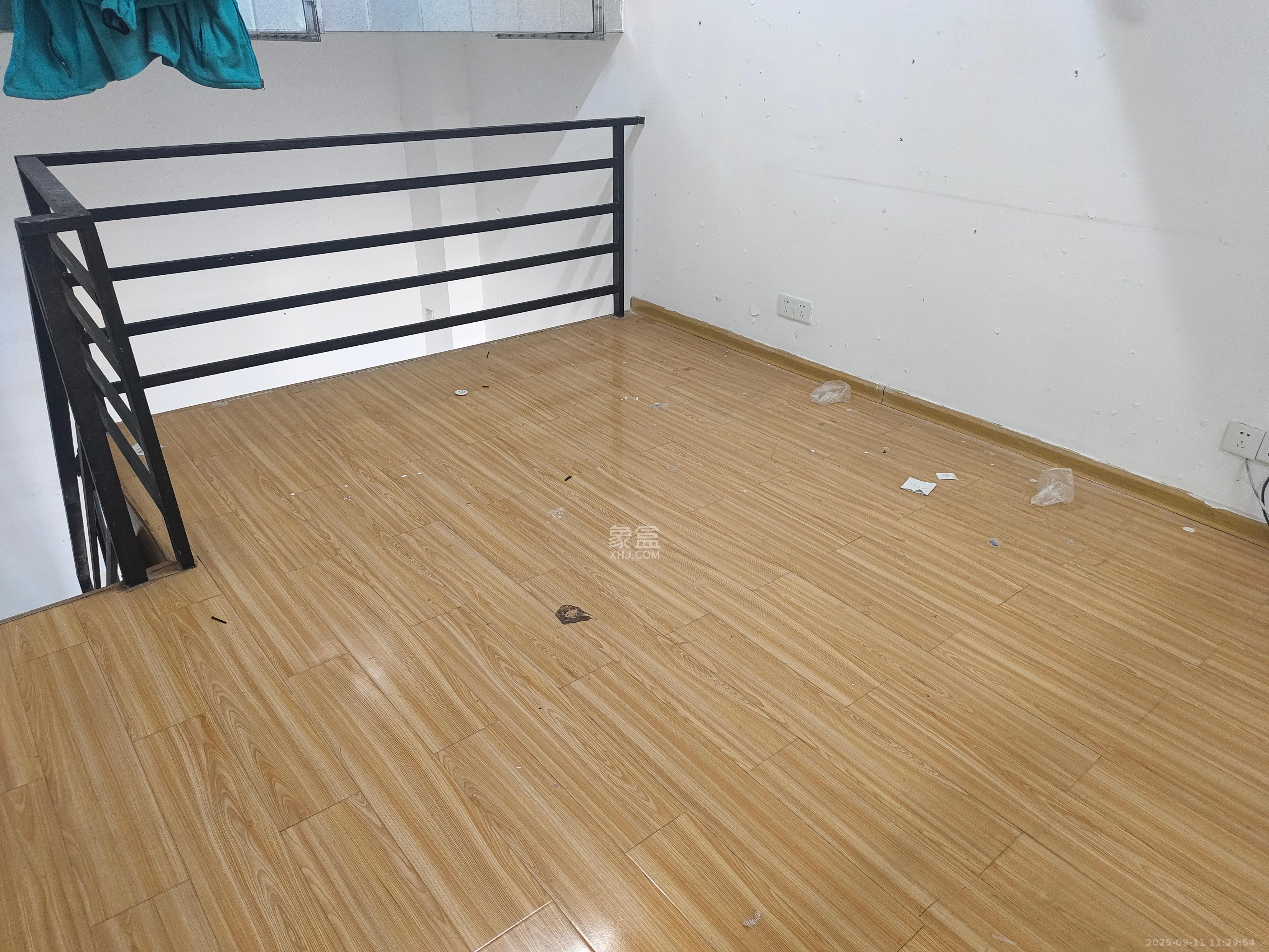 裕天国际商汇中心   28.0㎡      2200.0元/月室内图