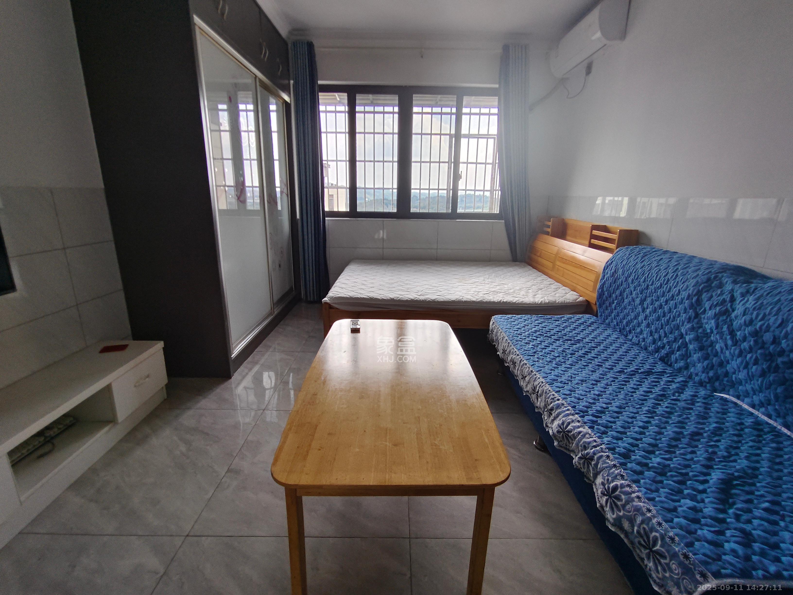 桥头家苑一期 1室1厅1卫 950.0元/月 桥头家苑一期 1室1厅1卫 950.0元/月室内图