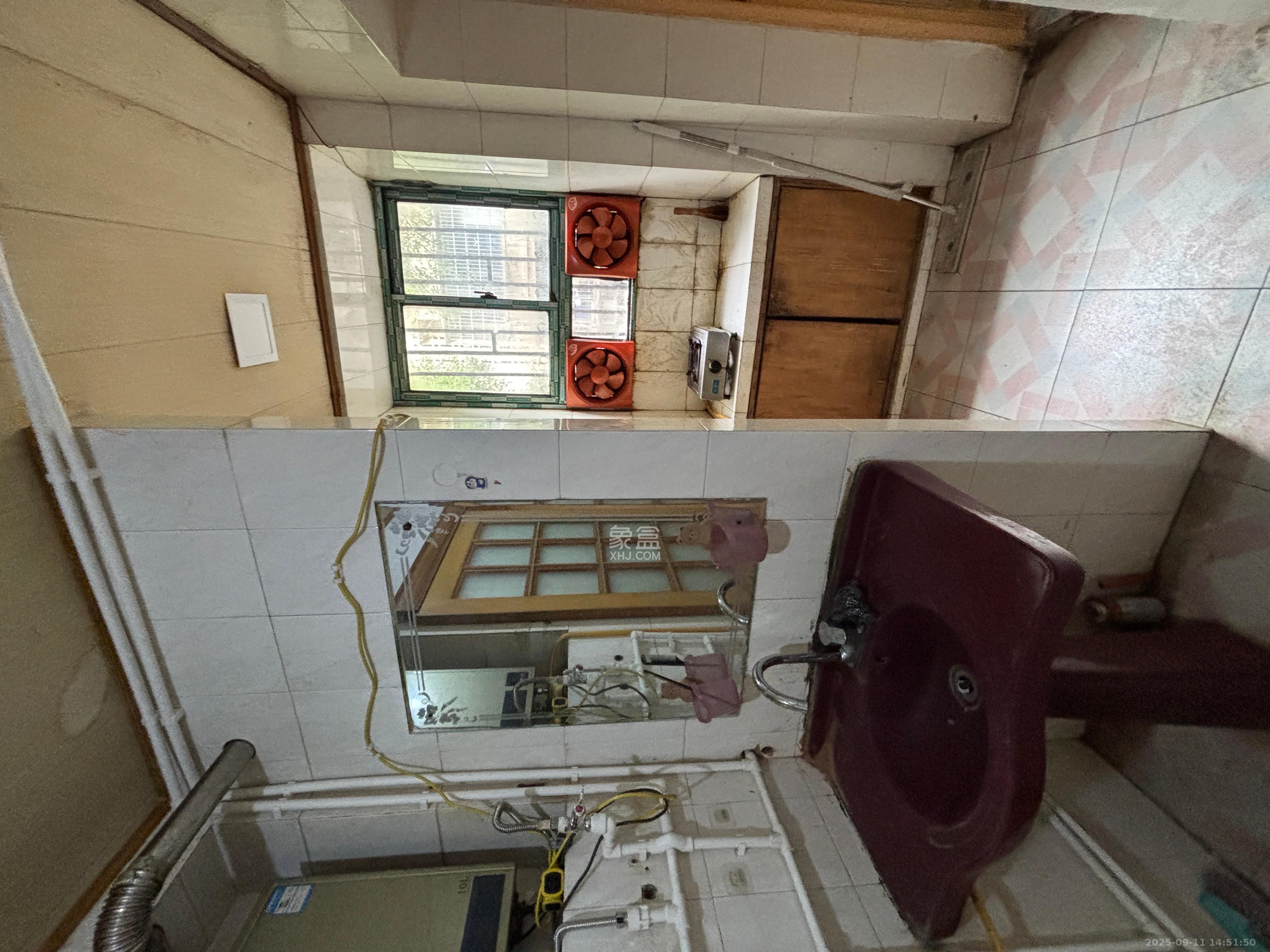 人民新村 1室0厅0卫 1400.0元/月 人民新村 1室0厅0卫 1400.0元/月室内图