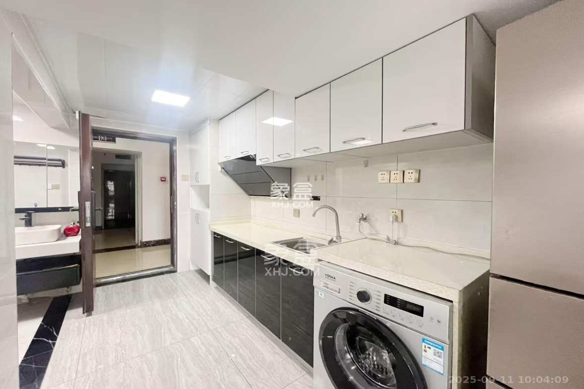 荣悦台  1室1厅1卫    2000.0元/月 荣悦台  1室1厅1卫    2000.0元/月室内图