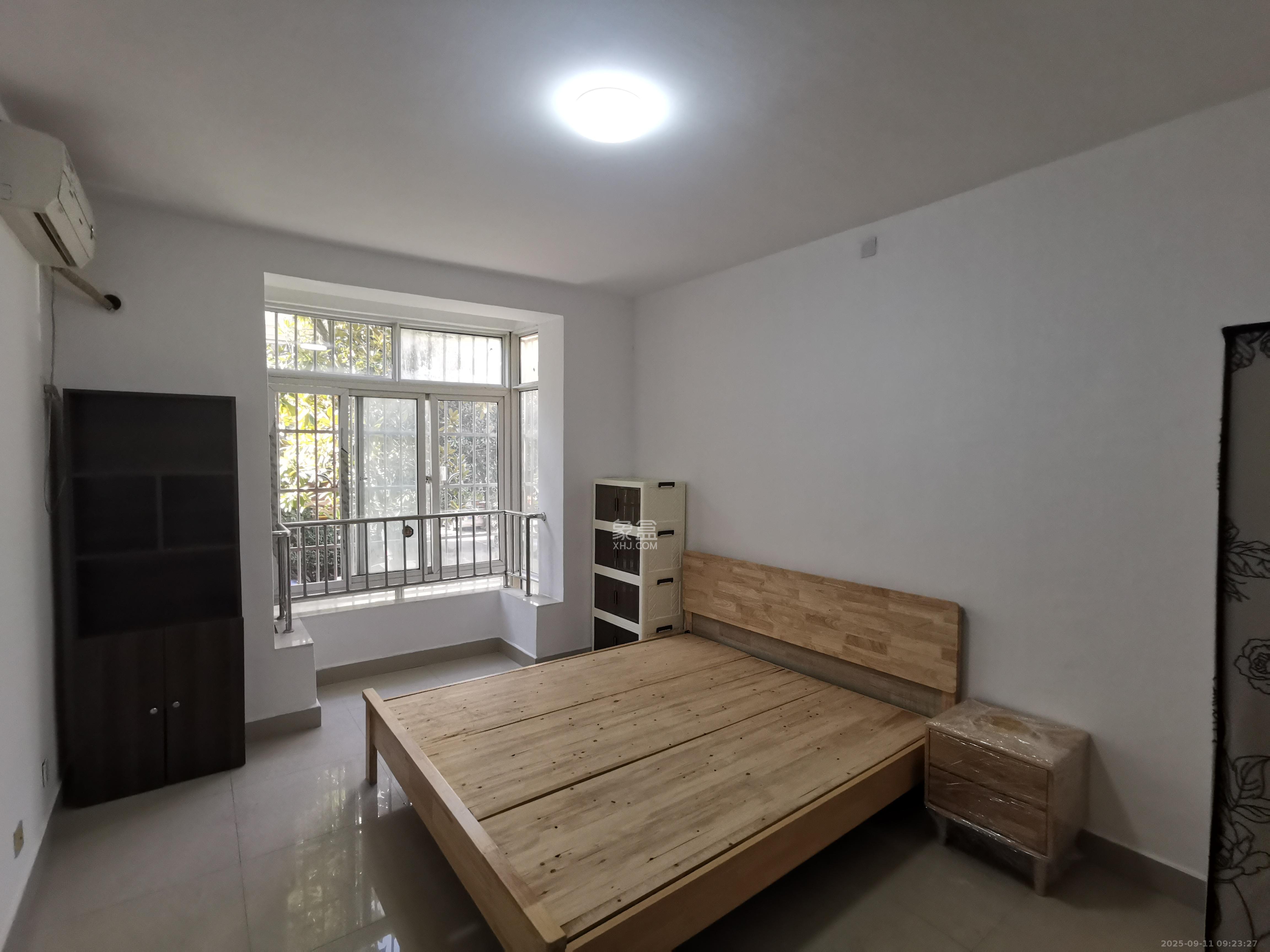 鄱阳小区  2室2厅1卫   1800.00元/月室内图