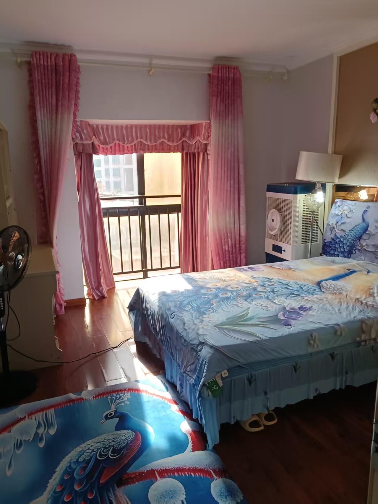 M国际 1室1厅1卫 1300.0元/月 M国际 1室1厅1卫 1300.0元/月室内图