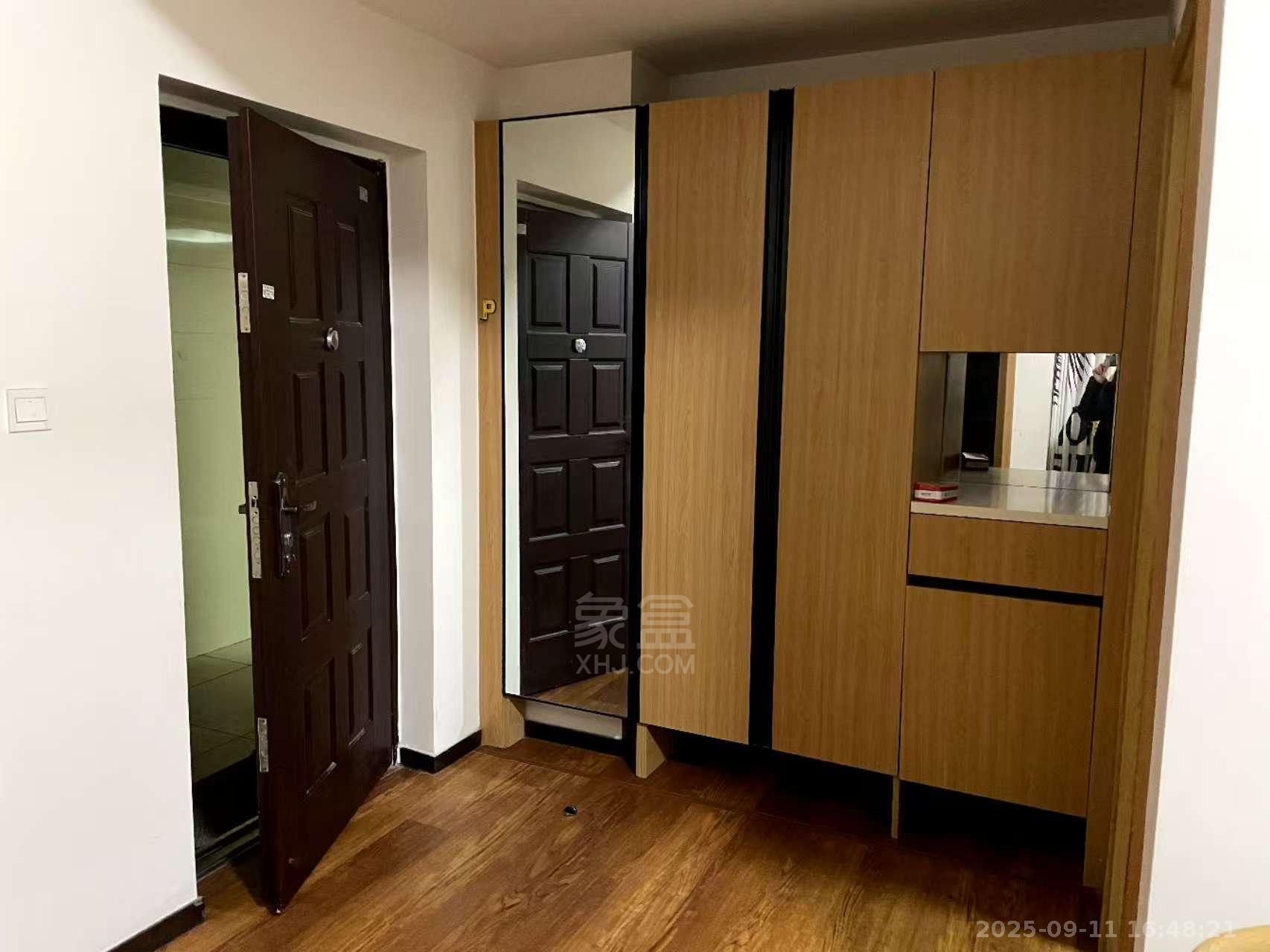 中泰财富湘江 1室1厅1卫 1300.0元/月 中泰财富湘江 1室1厅1卫 1300.0元/月室内图