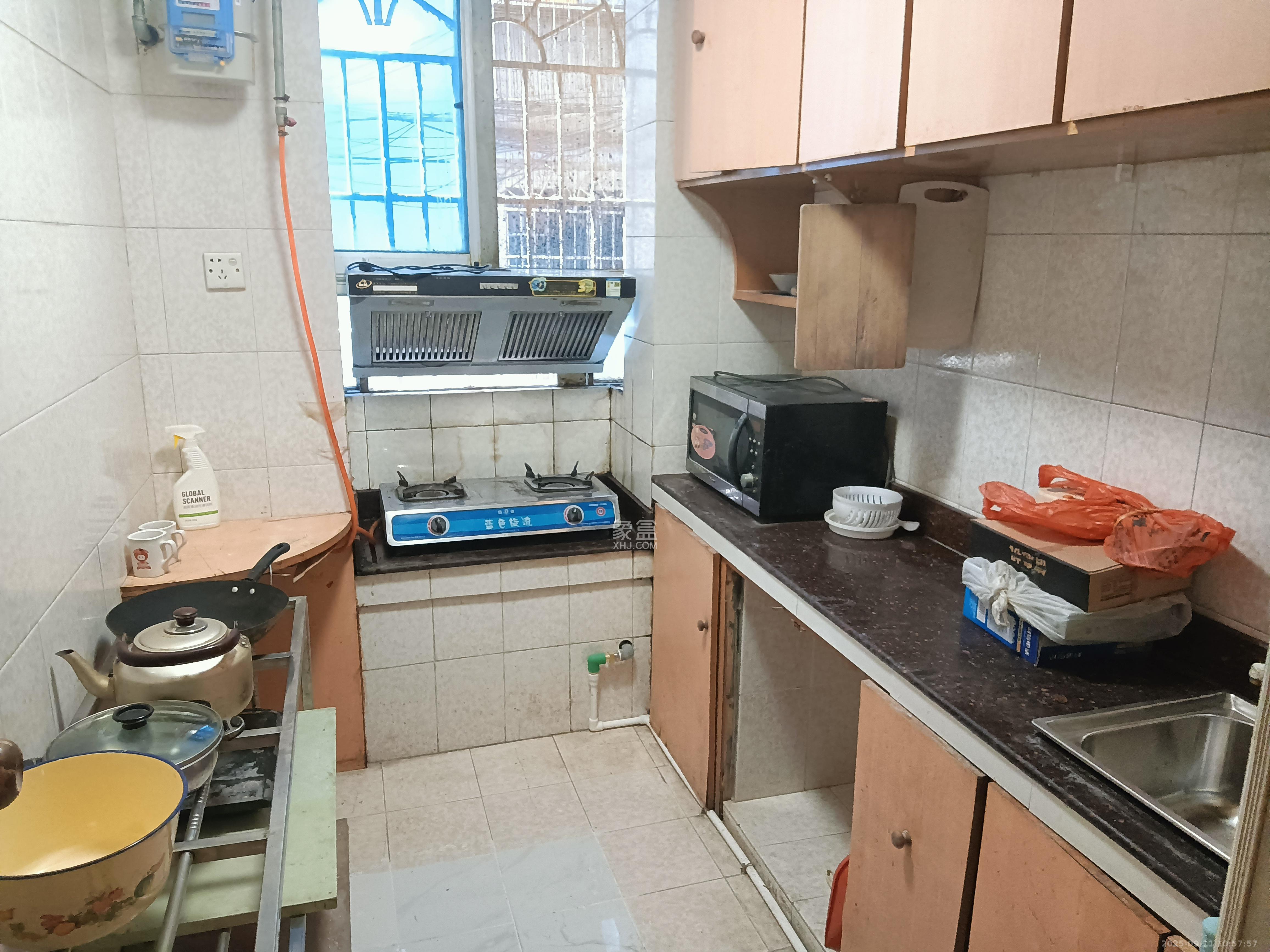 下民航宿舍 3室2厅1卫 1800.0元/月 下民航宿舍 3室2厅1卫 1800.0元/月室内图