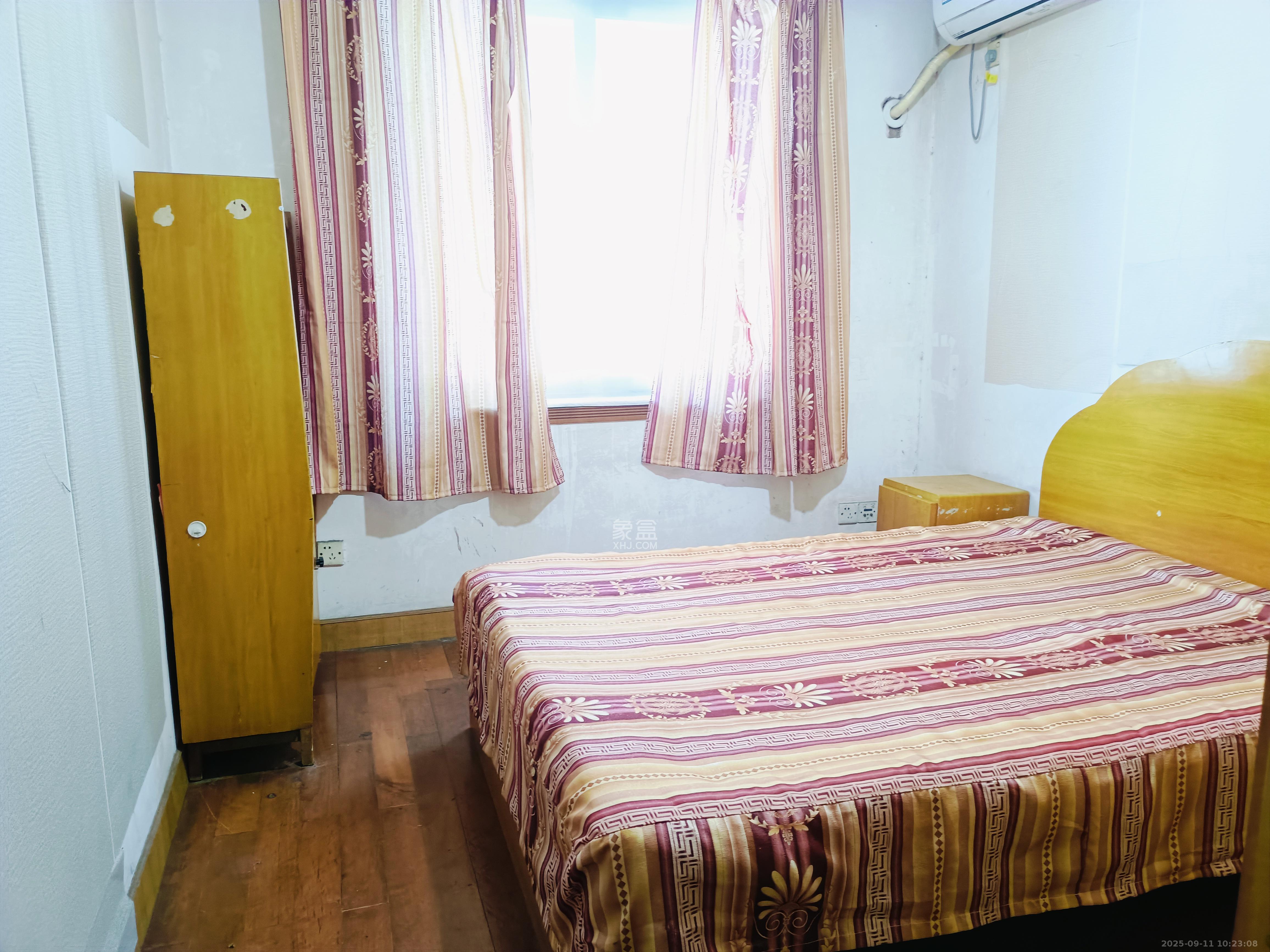 福乐凯公寓  3室1厅2卫    2400.0元/月室内图