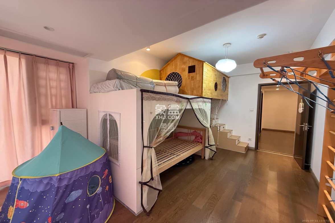 保利天禧C区 4室2厅2卫 6200.0元/月 保利天禧C区 4室2厅2卫 6200.0元/月室内图