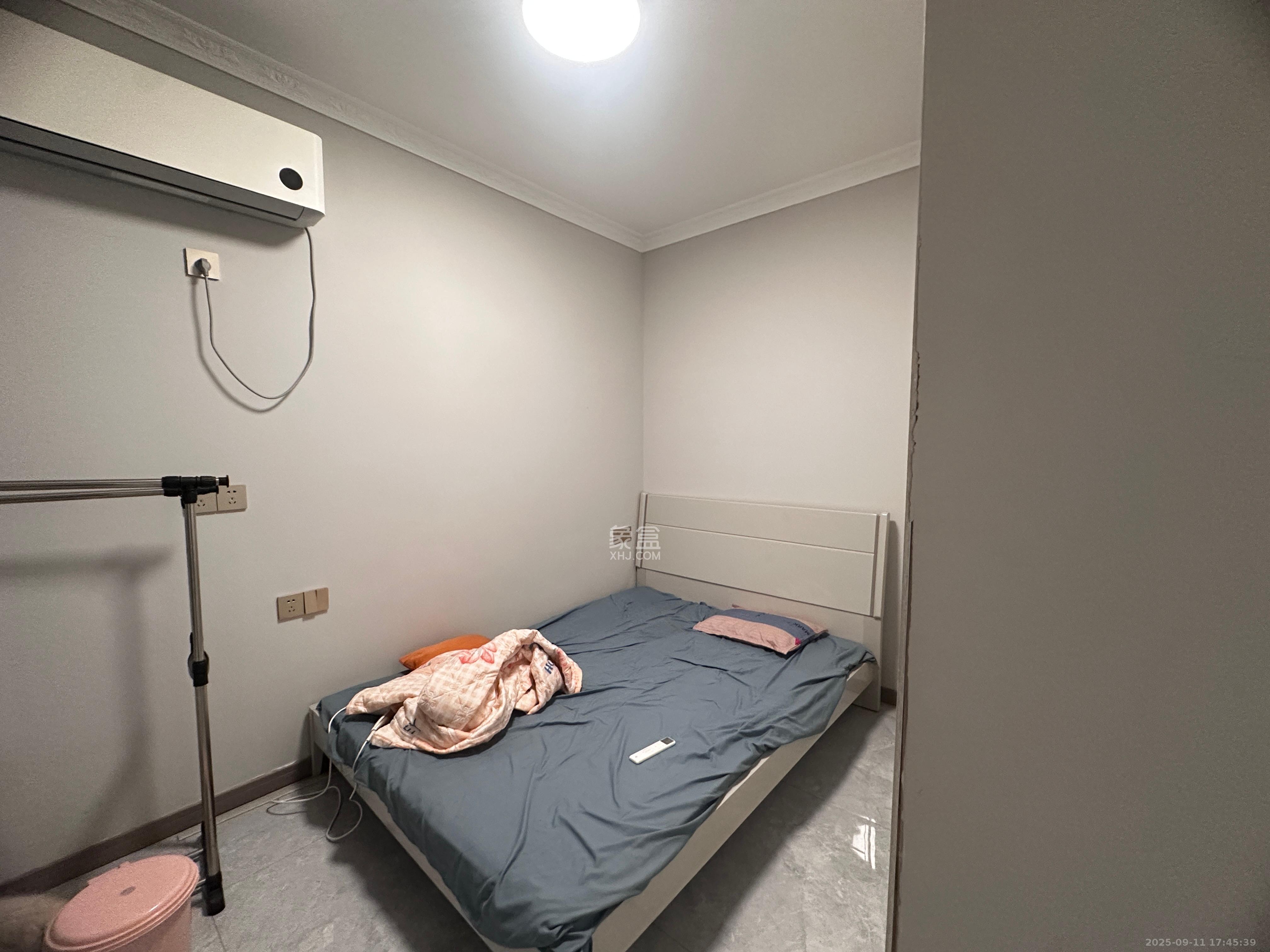 骏景豪庭  2室1厅1卫   1200.00元/月室内图