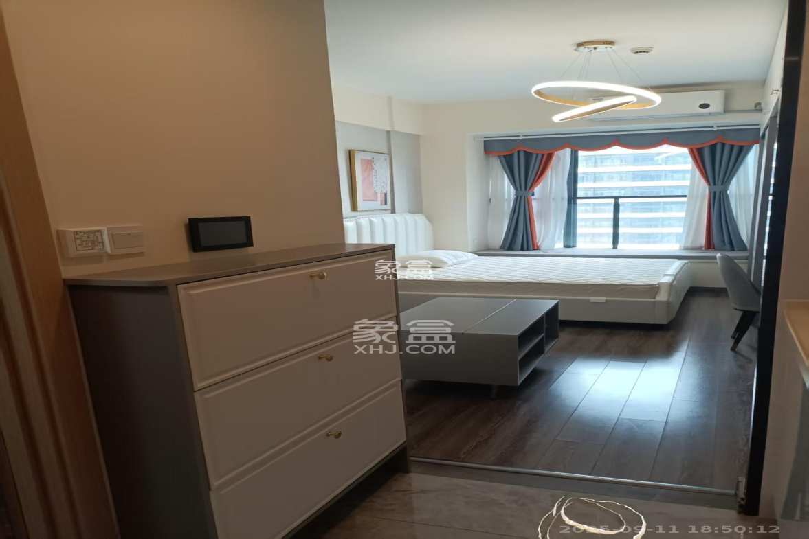 卓越浅水湾  1室1厅1卫    1600.0元/月 卓越浅水湾  1室1厅1卫    1600.0元/月室内图