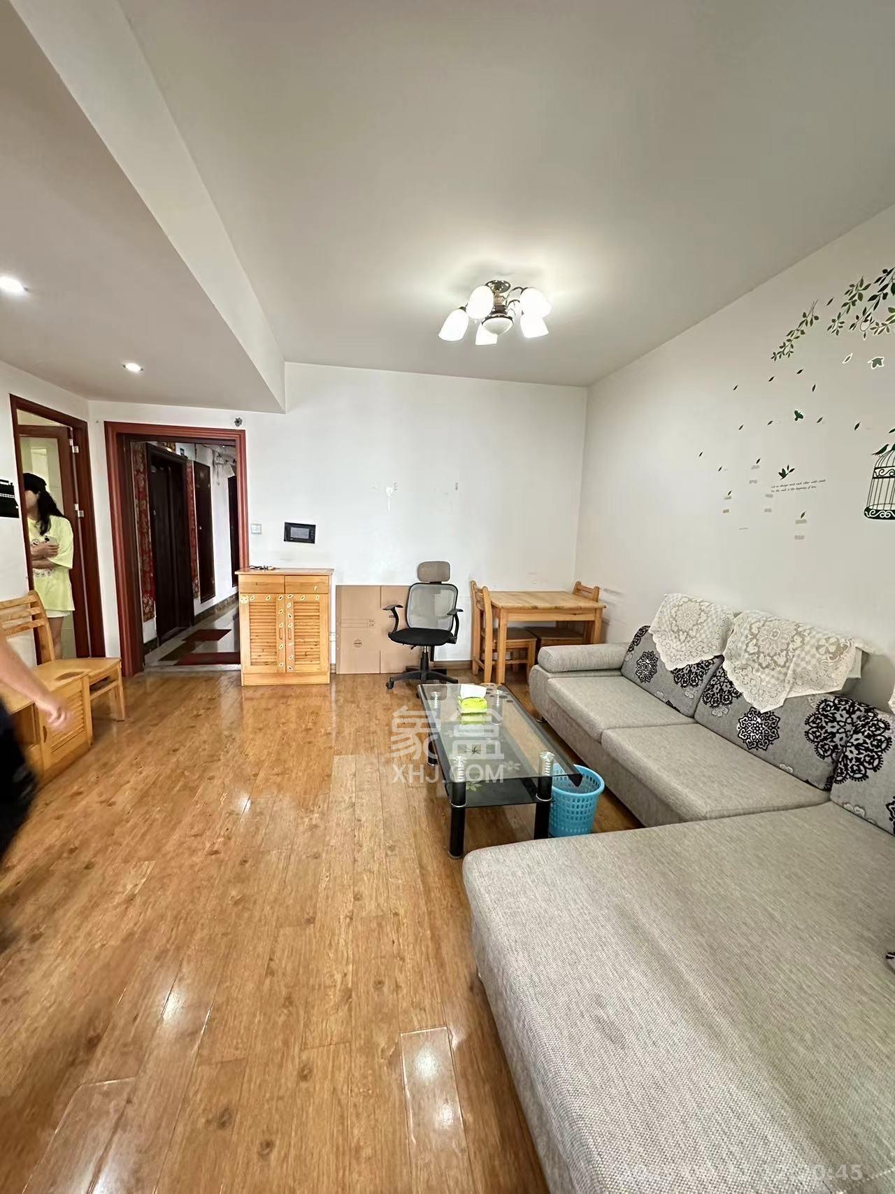 铂宫  2室1厅1卫    2700.0元/月 铂宫  2室1厅1卫    2700.0元/月室内图