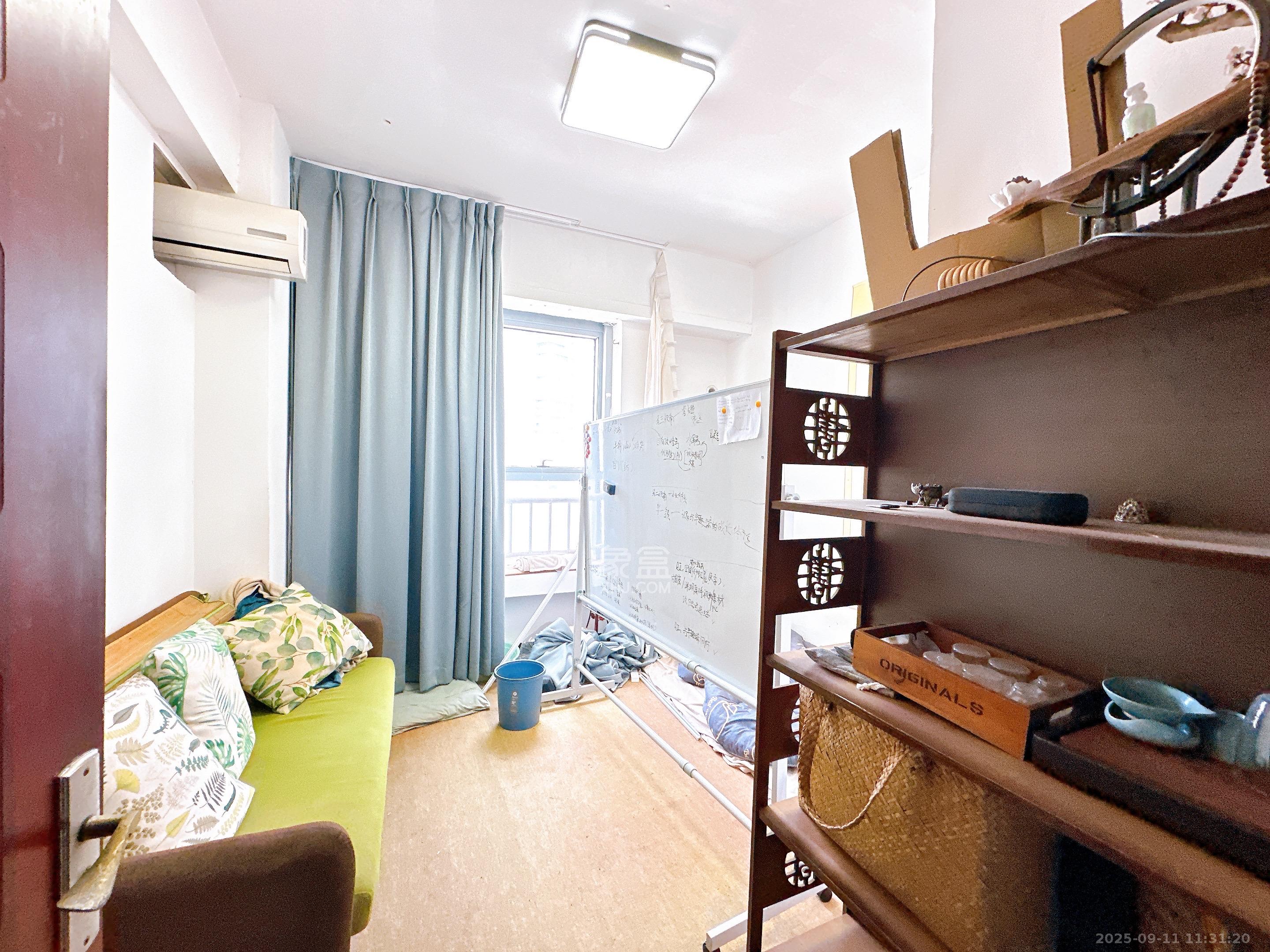 东宸19公馆 4室2厅2卫 3400.0元/月 东宸19公馆 4室2厅2卫 3400.0元/月室内图