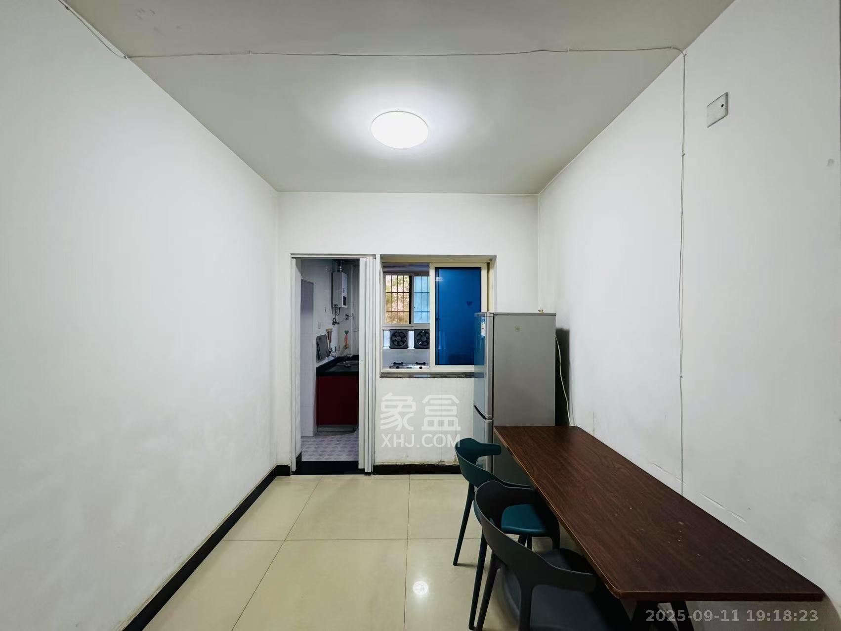 广厦新村  2室2厅1卫    1300.0元/月室内图