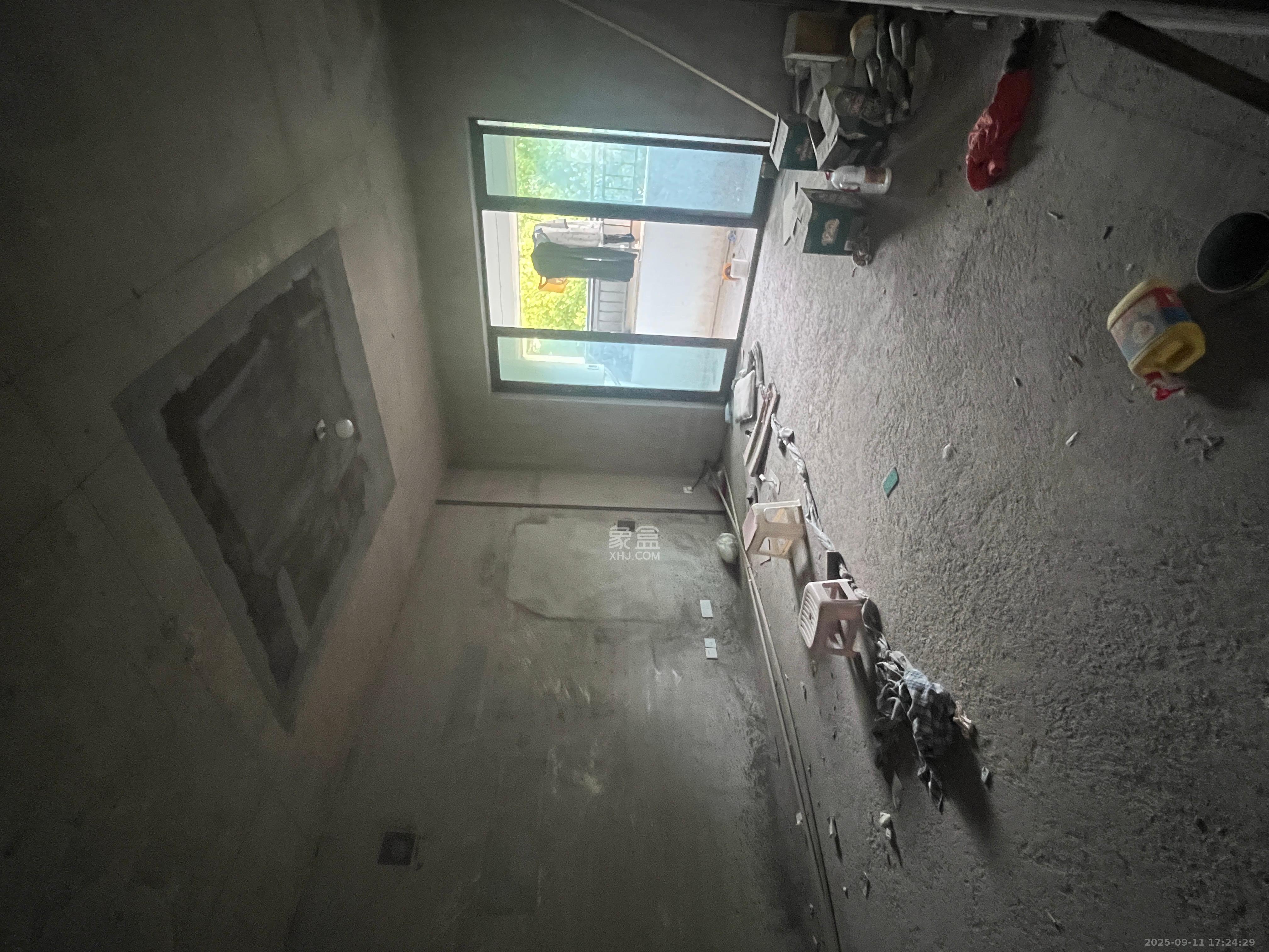 新城悦隽  3室2厅2卫    2000.0元/月室内图