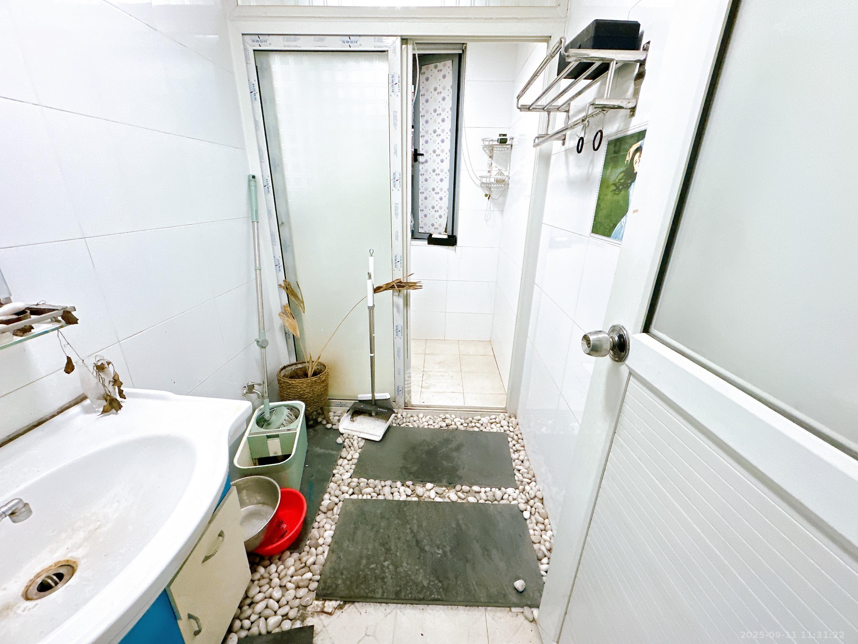 东宸19公馆 4室2厅2卫 3400.0元/月 东宸19公馆 4室2厅2卫 3400.0元/月室内图