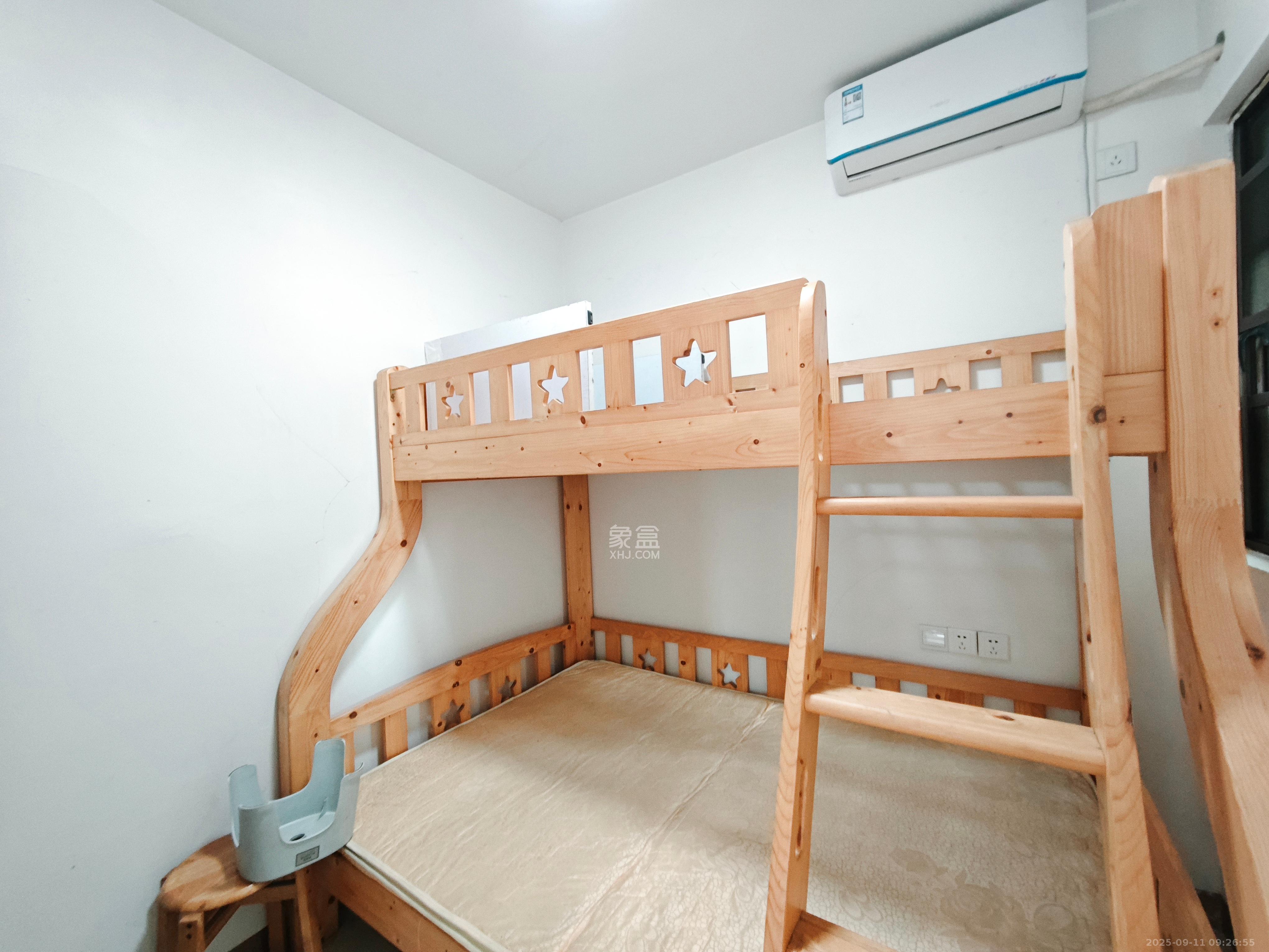旭辉御府   48.71㎡      1800.0元/月室内图