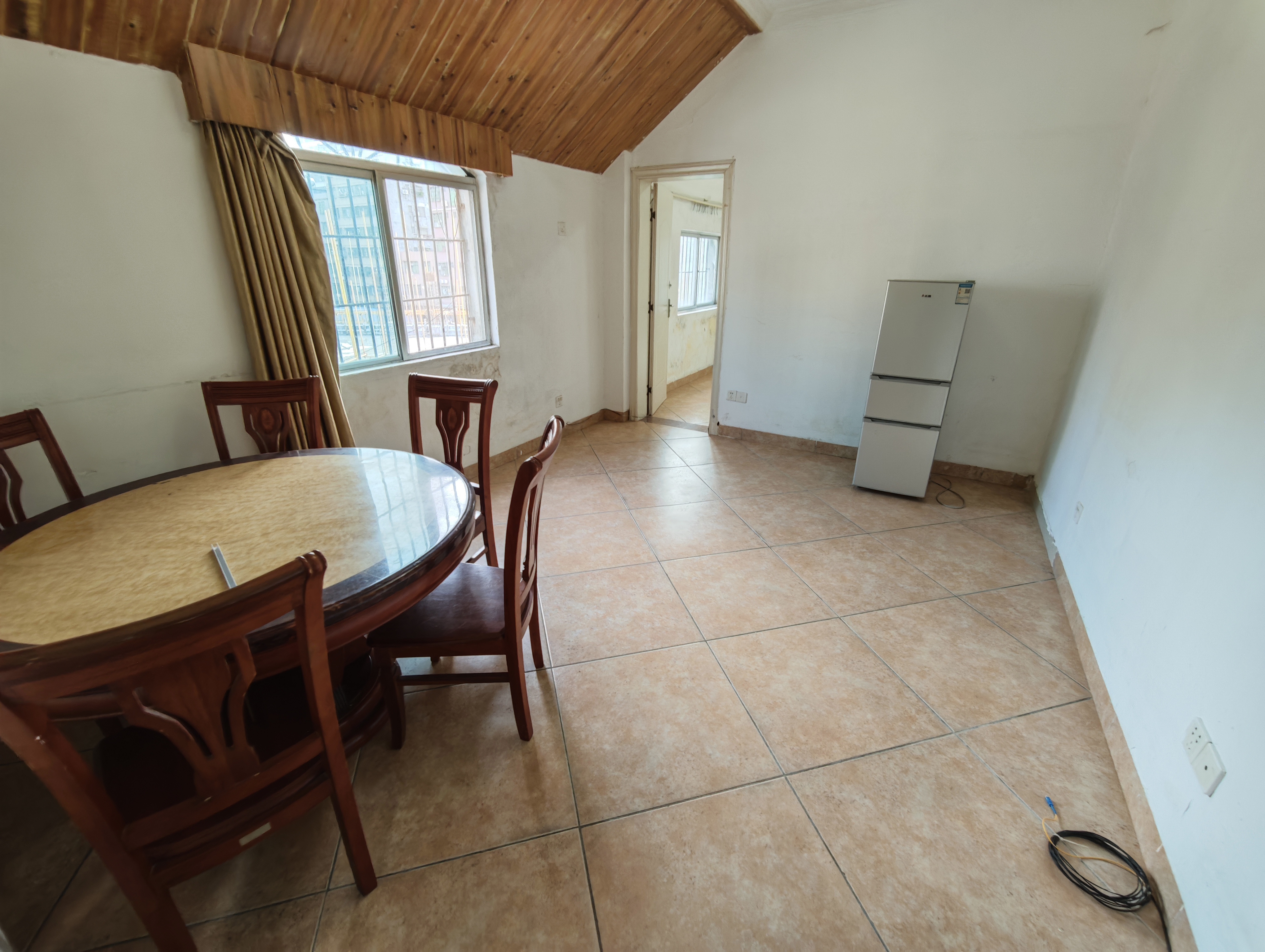 晶莹花园 1室1厅1卫 1000.0元/月 晶莹花园 1室1厅1卫 1000.0元/月室内图