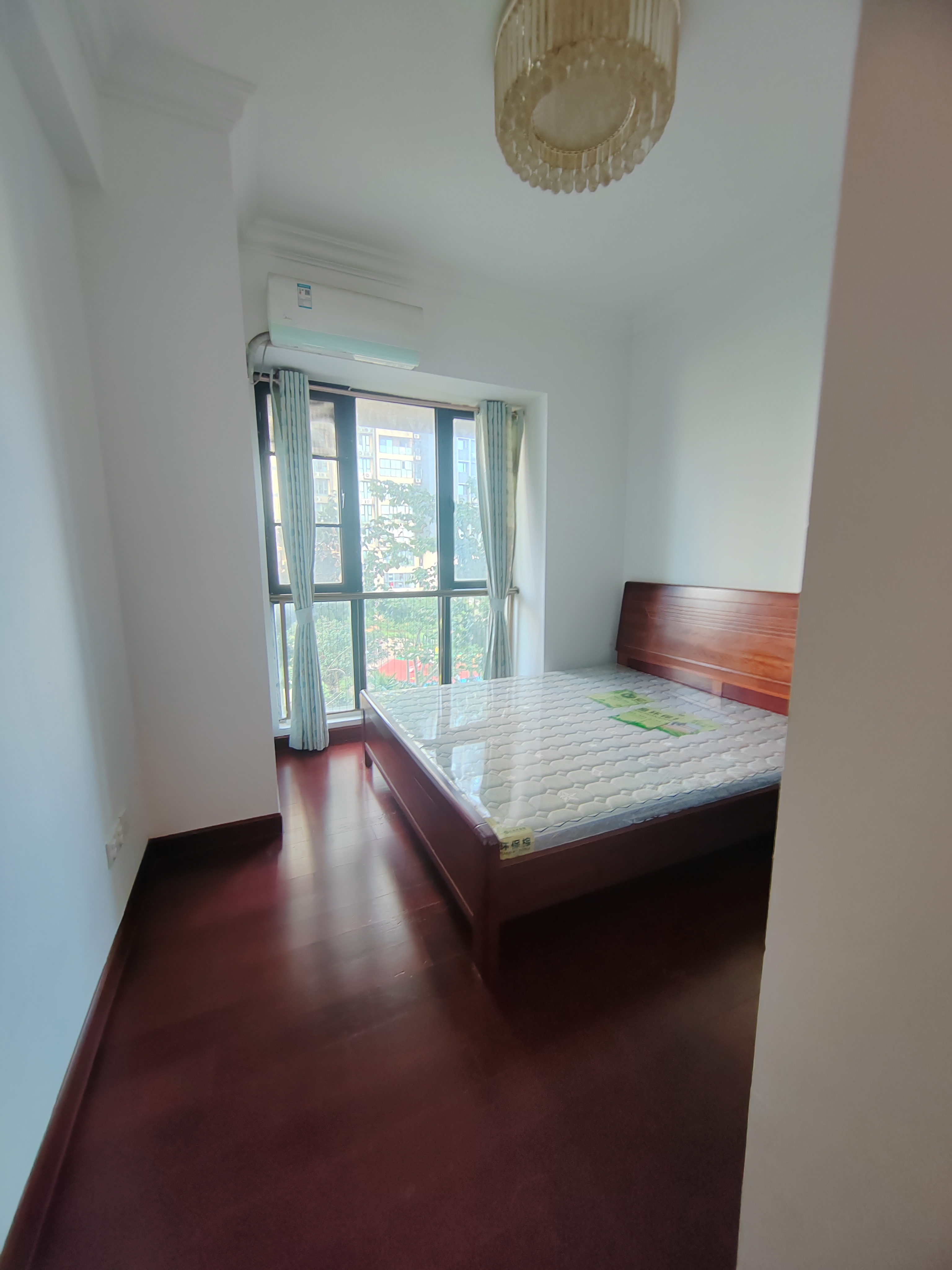 恒大美丽沙天寰湾 2室1厅1卫 128.0万 恒大美丽沙天寰湾 2室1厅1卫 128.0万客厅