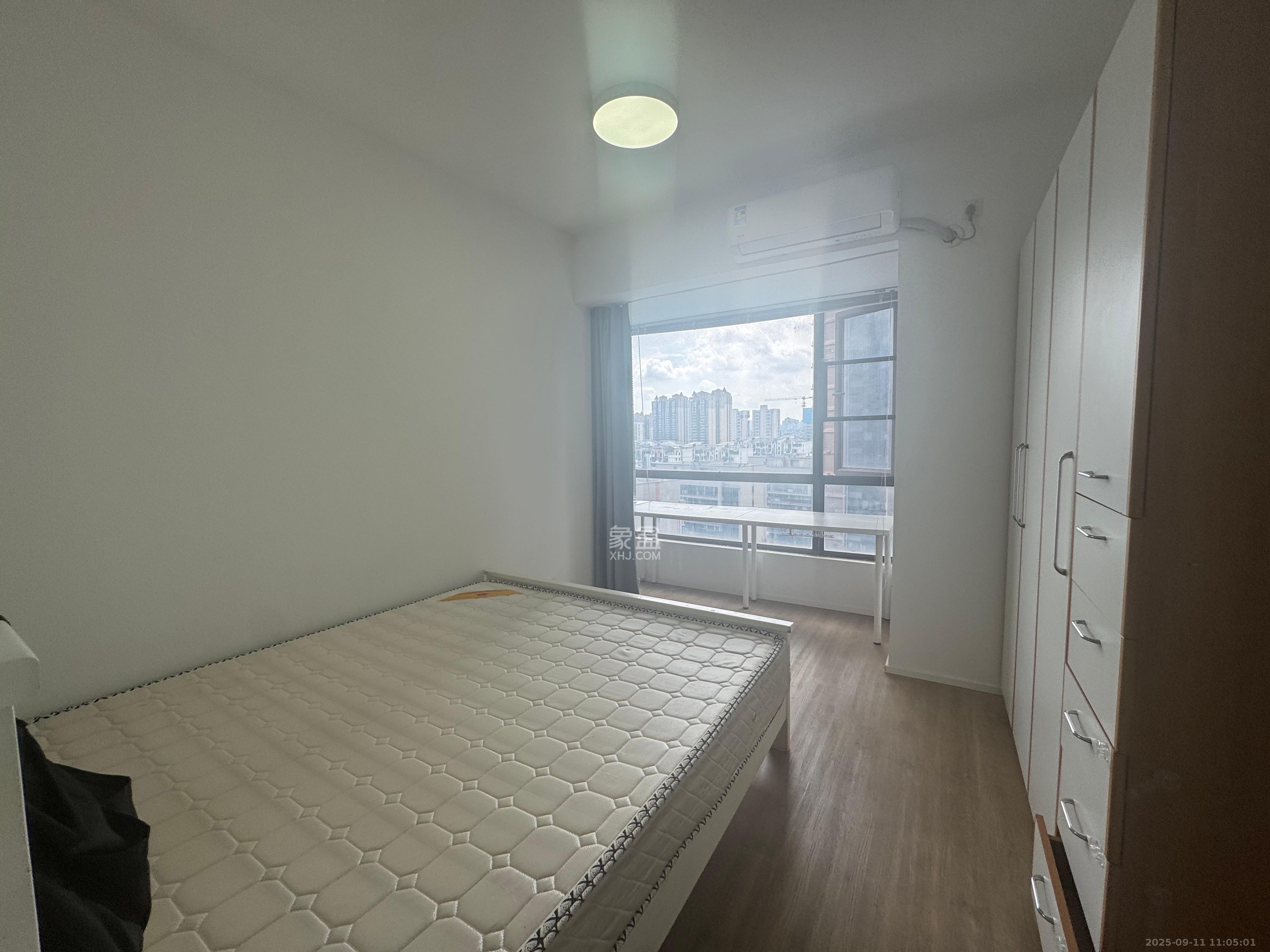 通用时代国际社区  3室2厅2卫    3300.0元/月室内图