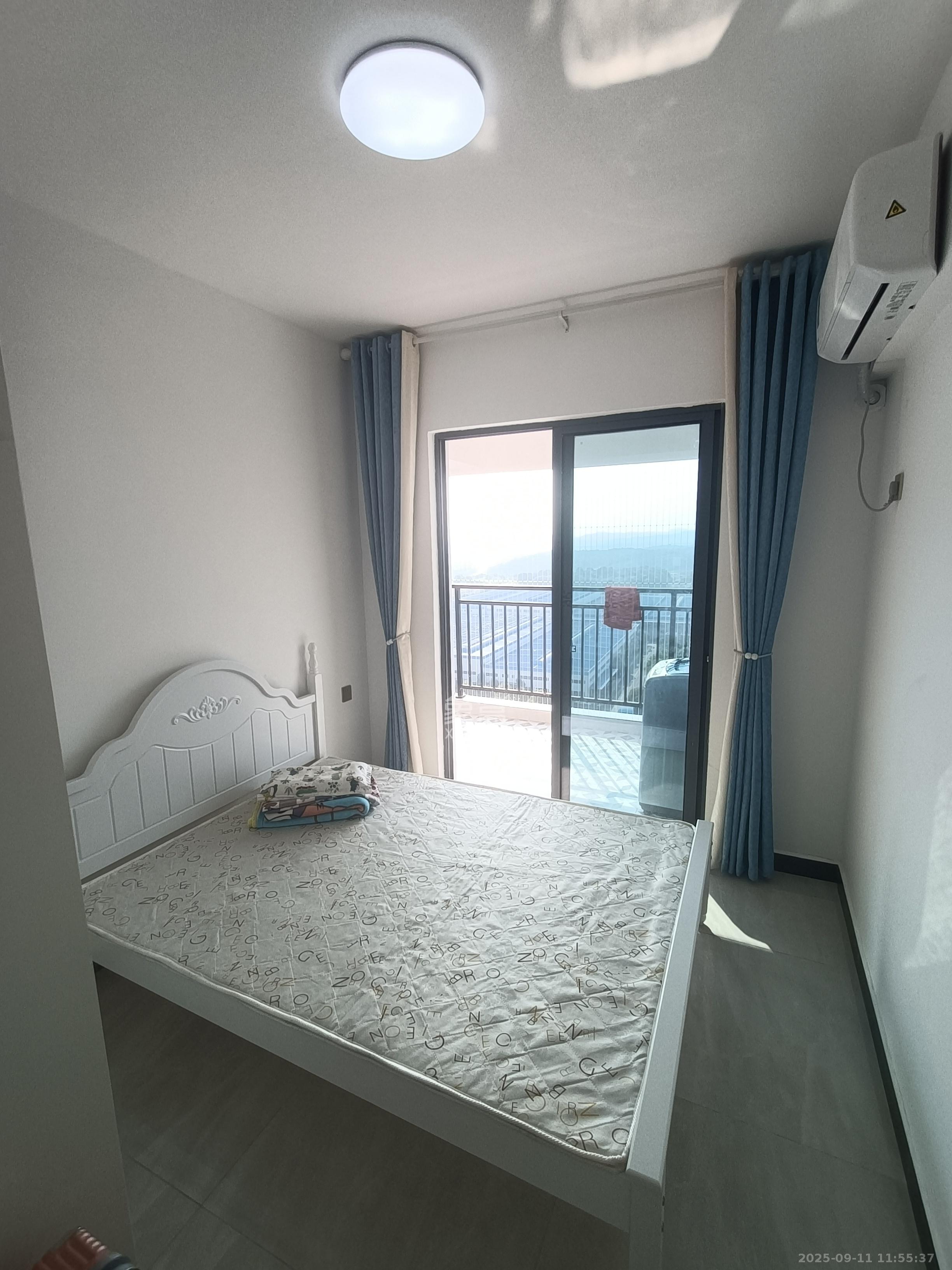 中南国际眼镜城(中伟商业中心) 3室0厅0卫 2200.0元/月 中南国际眼镜城(中伟商业中心) 3室0厅0卫 2200.0元/月室内图