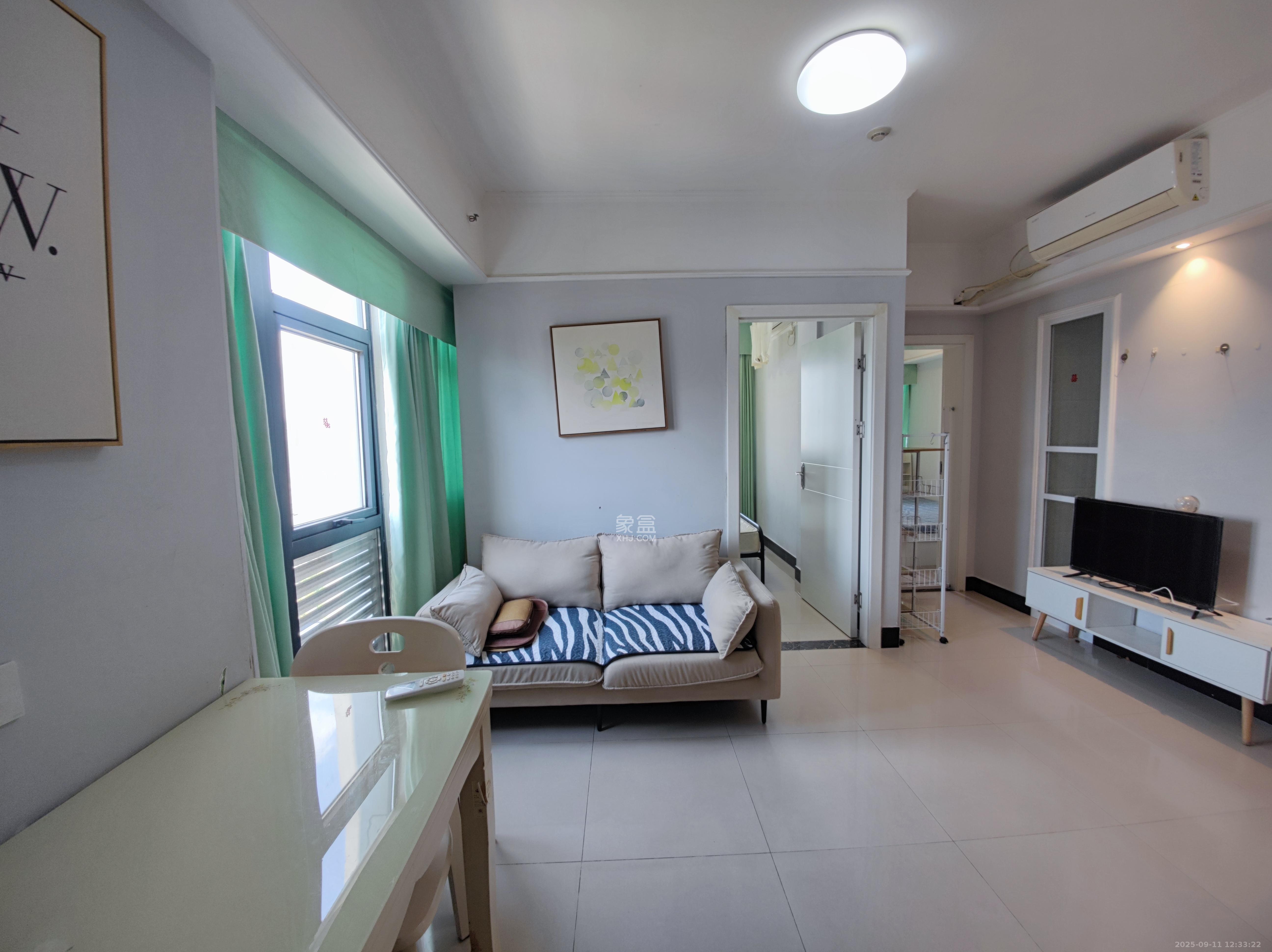 欧亚达国际广场  2室1厅1卫    2200.0元/月室内图