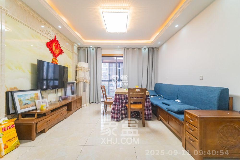 国泰九龙湾 4室2厅2卫 3000.0元/月 国泰九龙湾 4室2厅2卫 3000.0元/月室内图