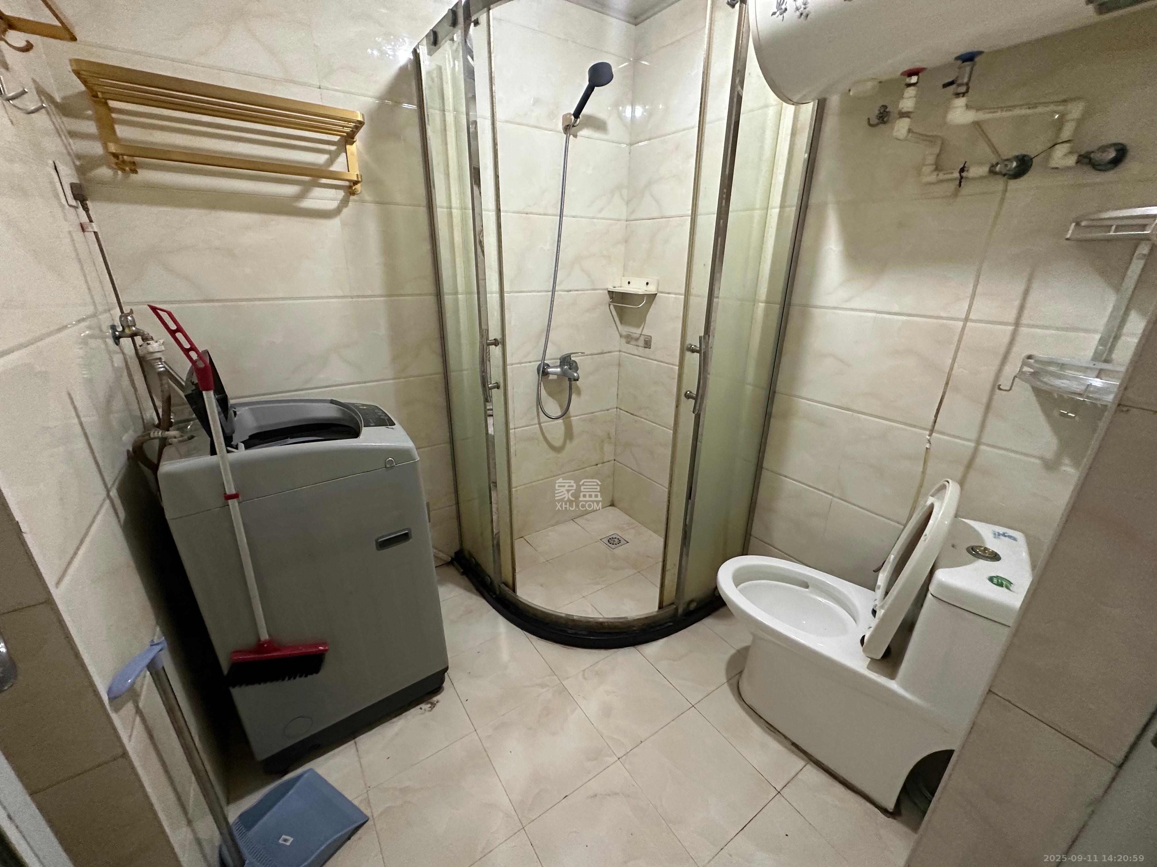 钰龙天下二期(钰龙佳园)  1室0厅1卫    1200.0元/月 钰龙天下二期(钰龙佳园)  1室0厅1卫    1200.0元/月室内图