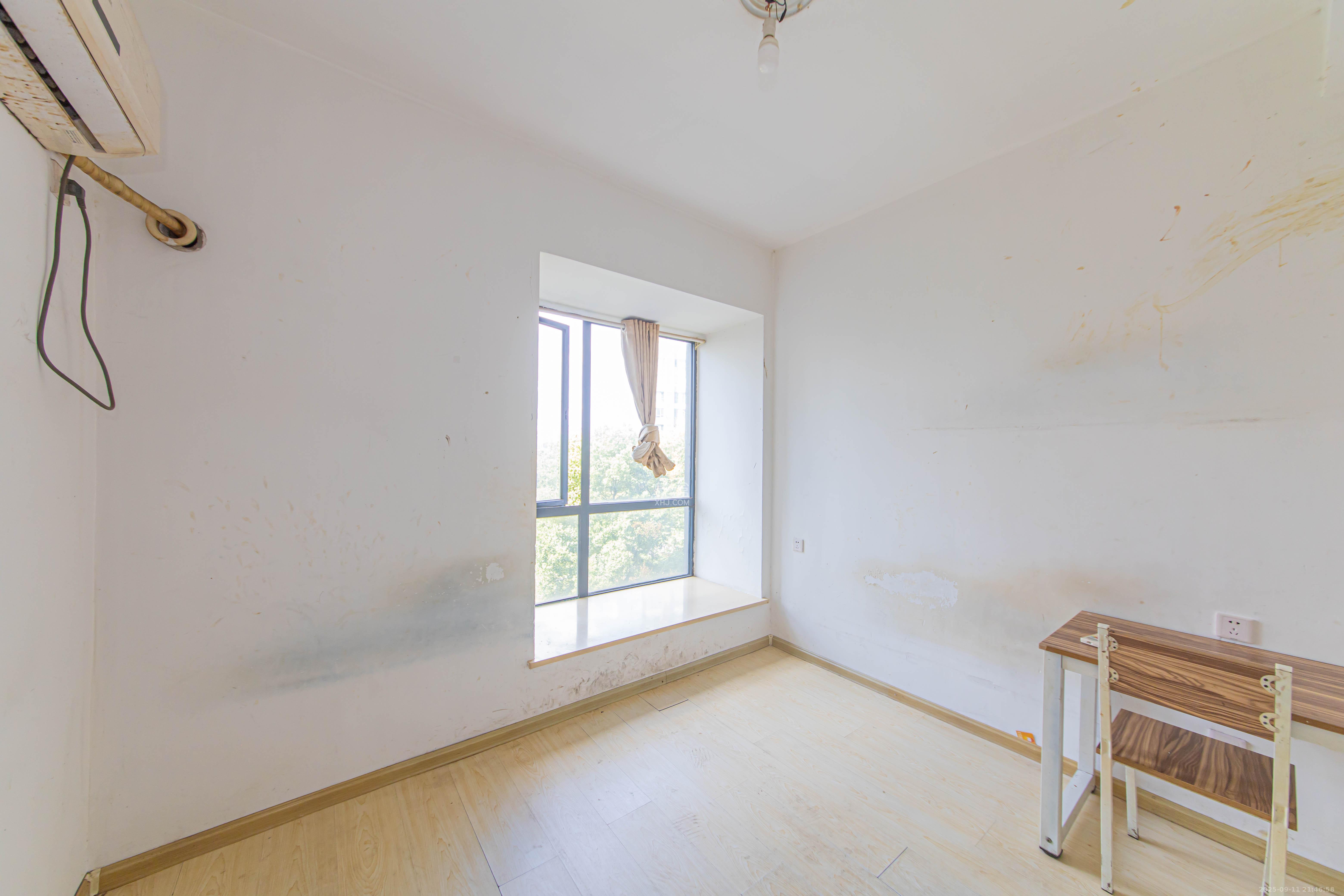 中信城市广场（中信新城一期）  1室2厅1卫    66.0万卧室