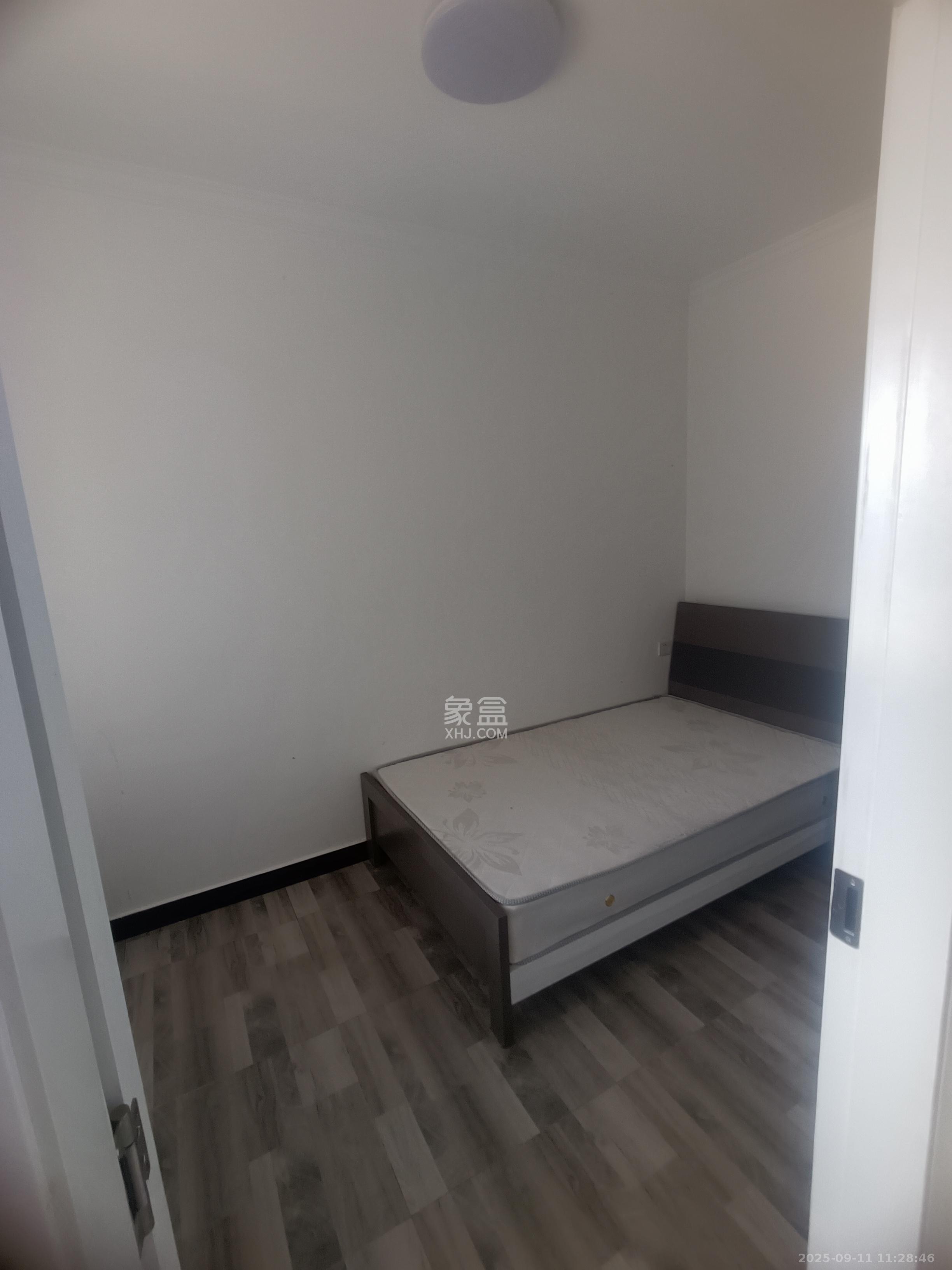 韭菜园嘉苑 3室1厅1卫 4300.0元/月 韭菜园嘉苑 3室1厅1卫 4300.0元/月室内图