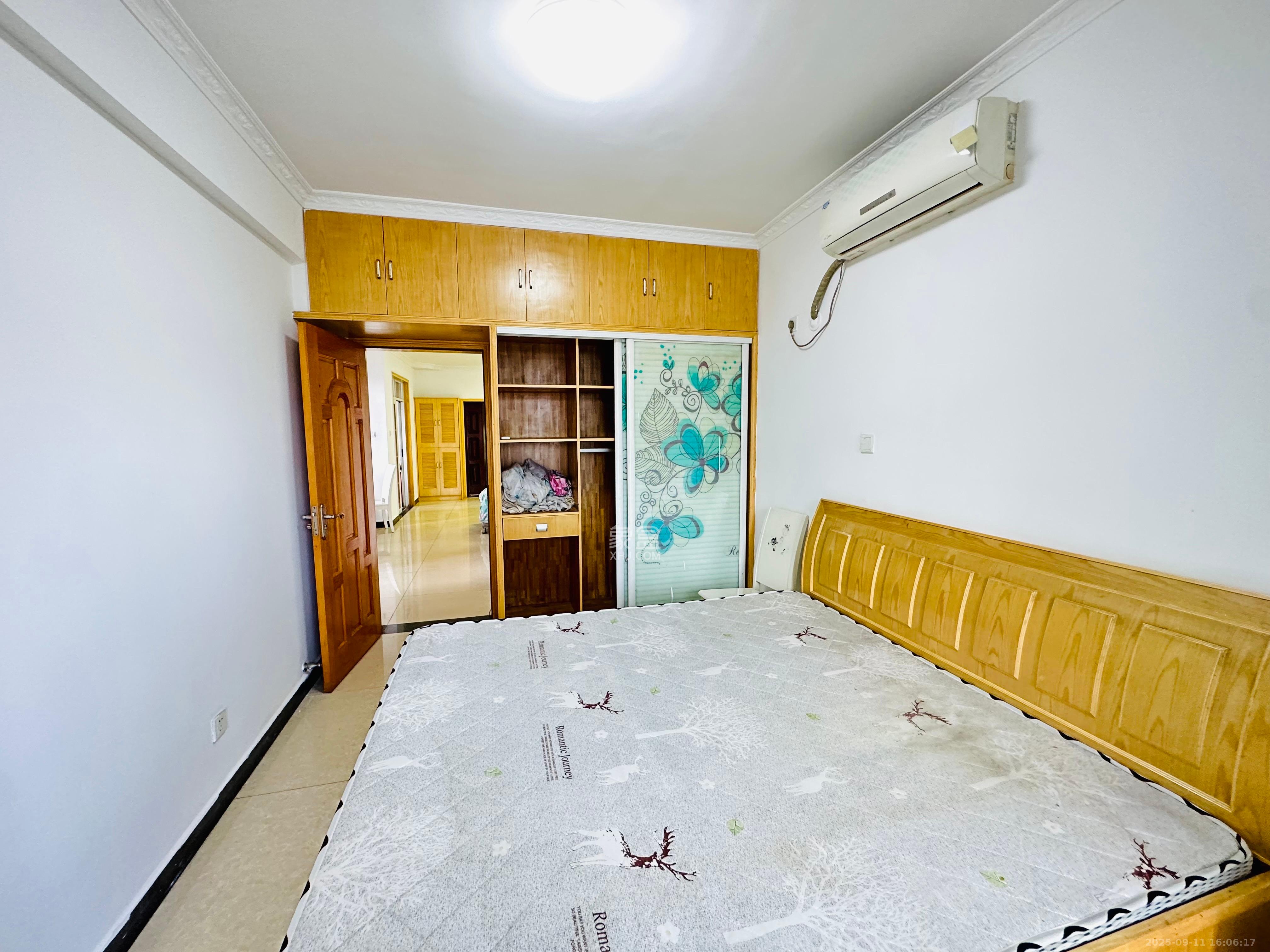 茶山馨苑 3室2厅1卫 2400.0元/月 茶山馨苑 3室2厅1卫 2400.0元/月室内图