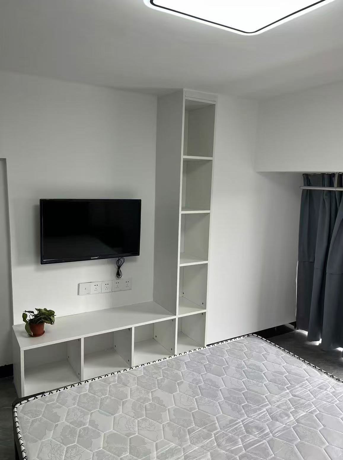 龙湖湘江星座（祺鑫星座公寓）  1室0厅0卫    1250.0元/月户型图