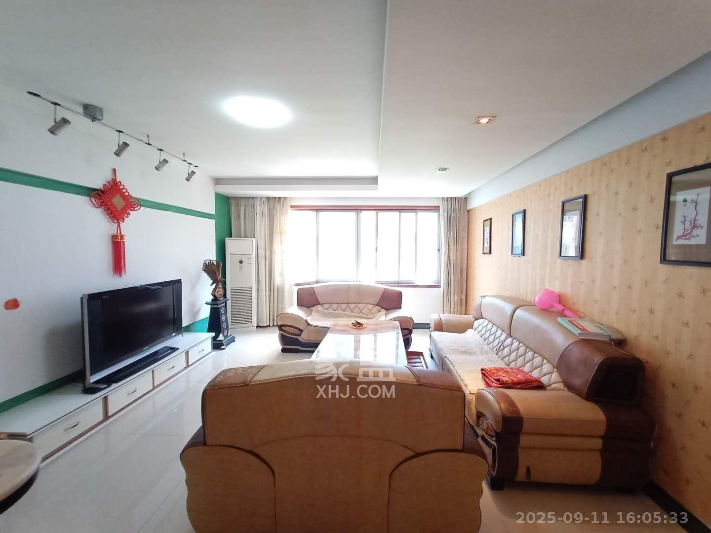 长沙金丰小区 4室2厅2卫 2200.0元/月 长沙金丰小区 4室2厅2卫 2200.0元/月室内图