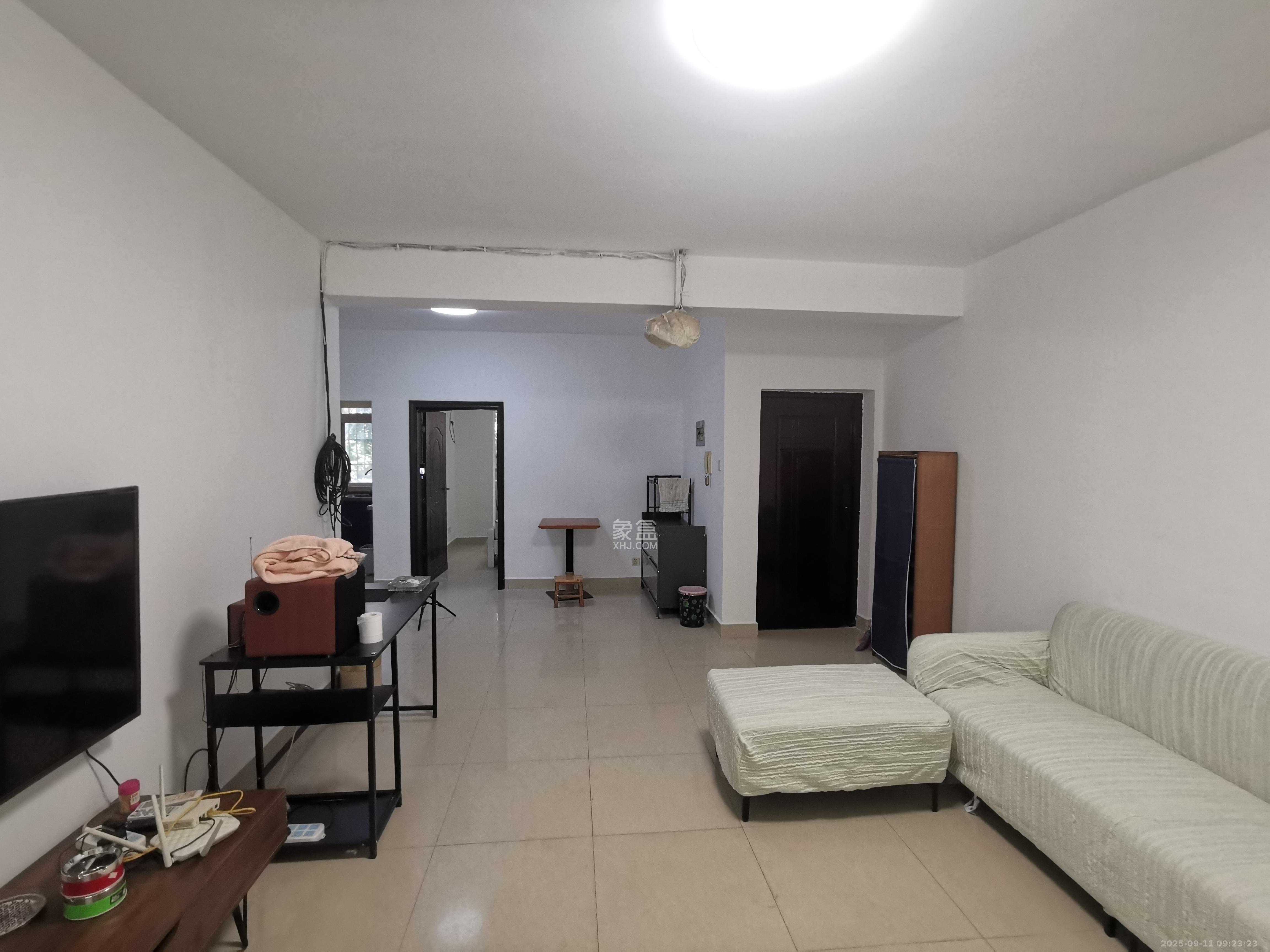 鄱阳小区 2室2厅1卫 1800.0元/月 鄱阳小区 2室2厅1卫 1800.0元/月室内图