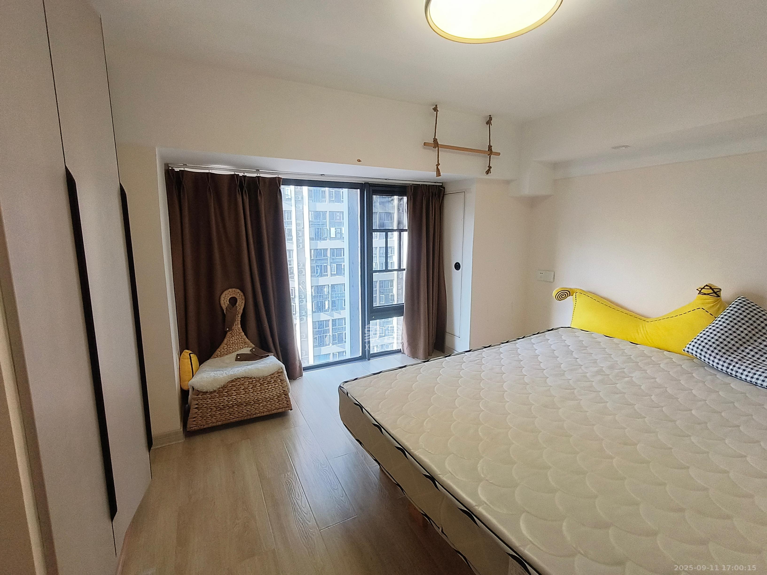 建发中央公园(建发美地)  2室1厅1卫    2600.0元/月 建发中央公园(建发美地)  2室1厅1卫    2600.0元/月室内图