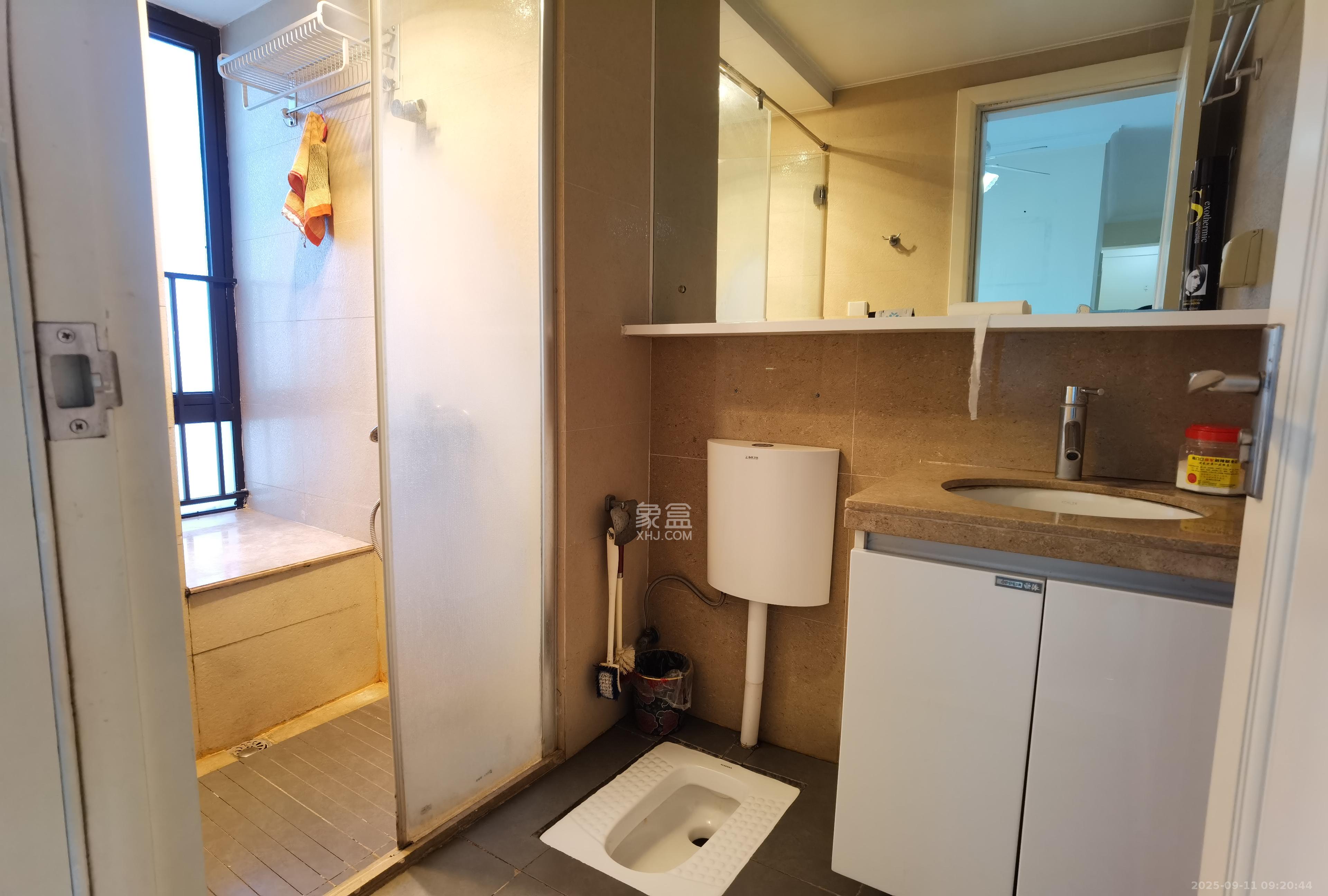 时代倾城一期 3室2厅2卫 2000.0元/月 时代倾城一期 3室2厅2卫 2000.0元/月室内图