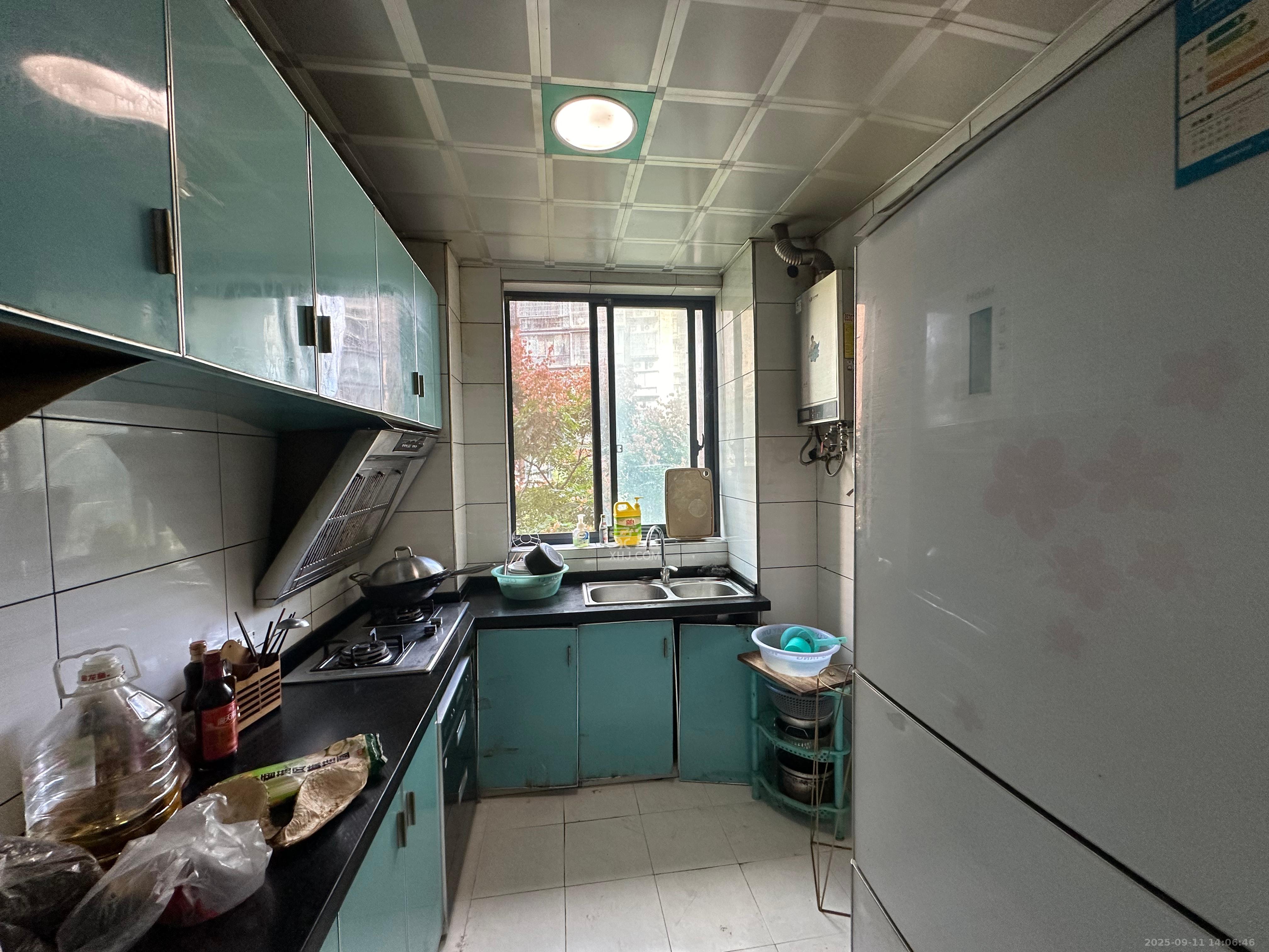 瑞都华庭(华庭美苑) 4室1厅1卫 2100.0元/月 瑞都华庭(华庭美苑) 4室1厅1卫 2100.0元/月室内图