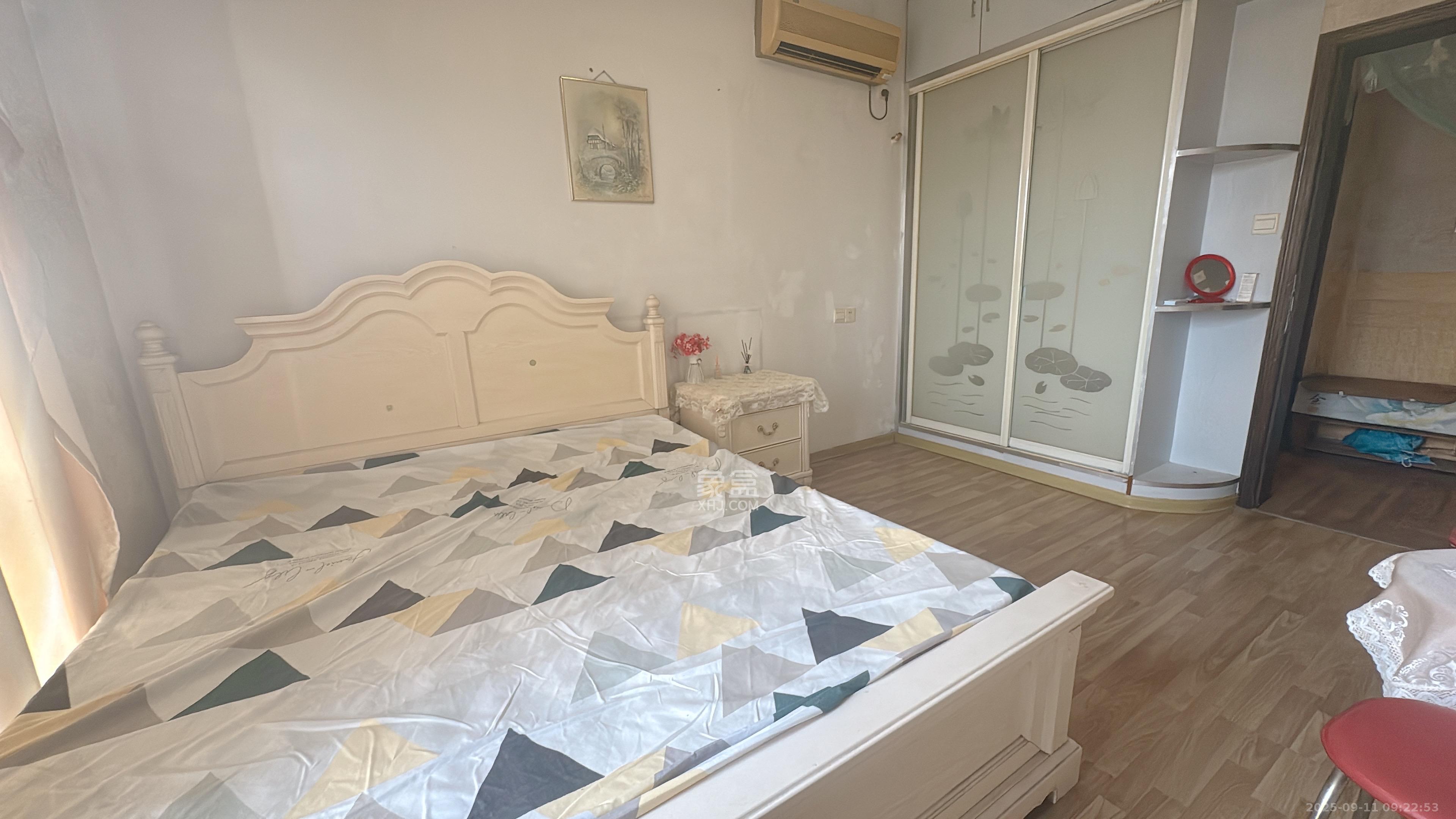 欧陆经典  3室2厅1卫    3100.0元/月 欧陆经典  3室2厅1卫    3100.0元/月室内图