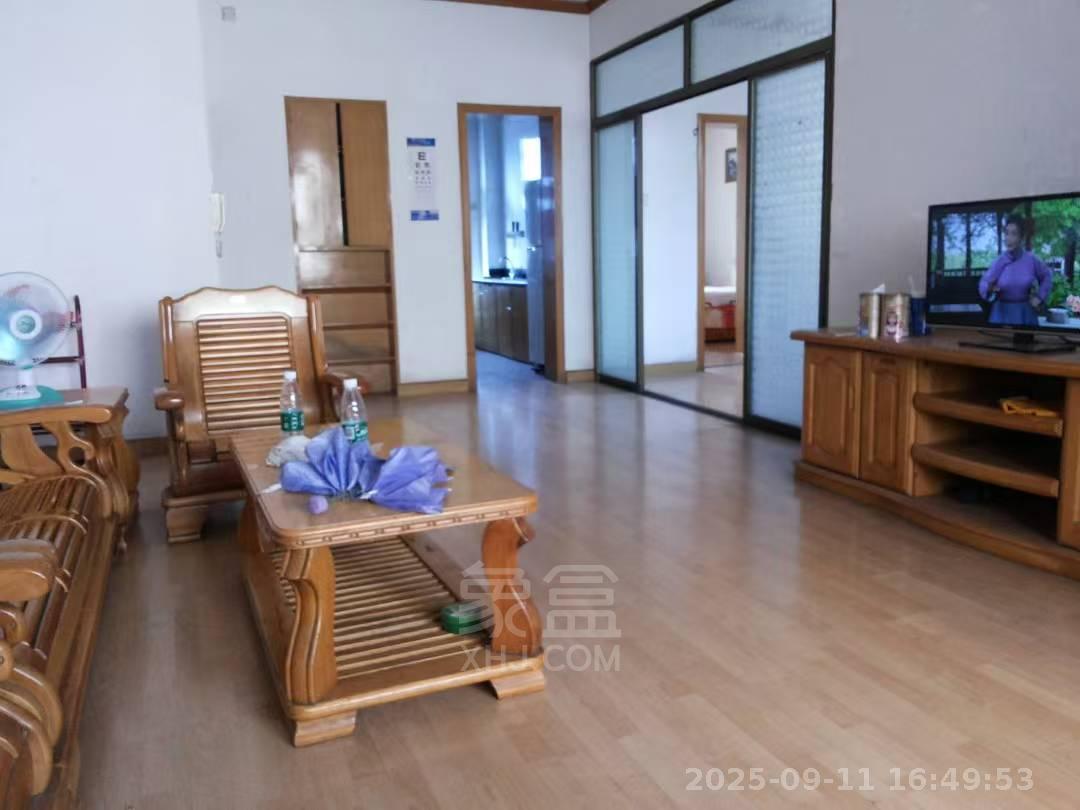 何家坳 2室1厅1卫 800.0元/月 何家坳 2室1厅1卫 800.0元/月室内图