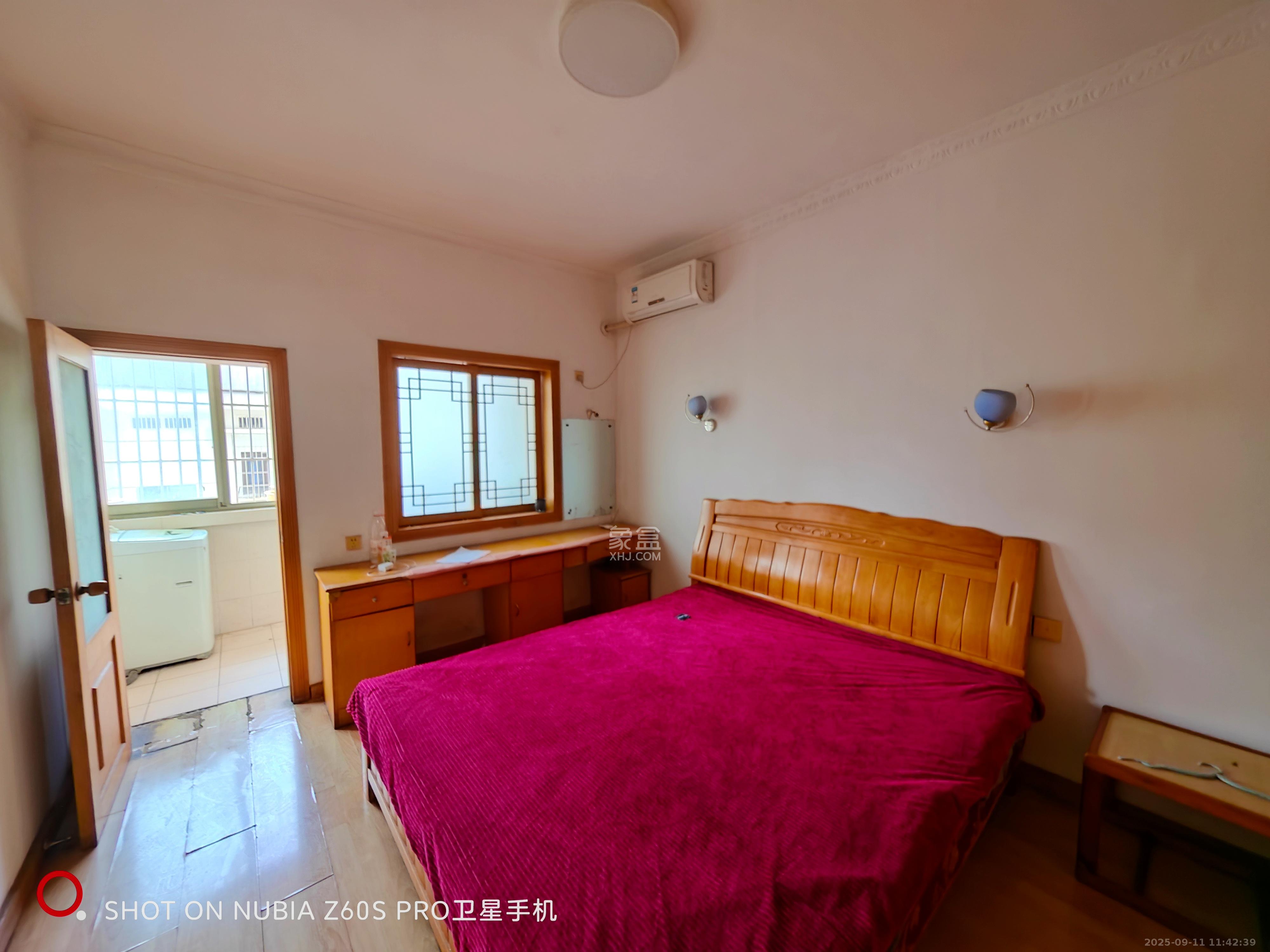 老建行宿舍（黄泥坑附218号）  2室1厅1卫    1500.0元/月室内图