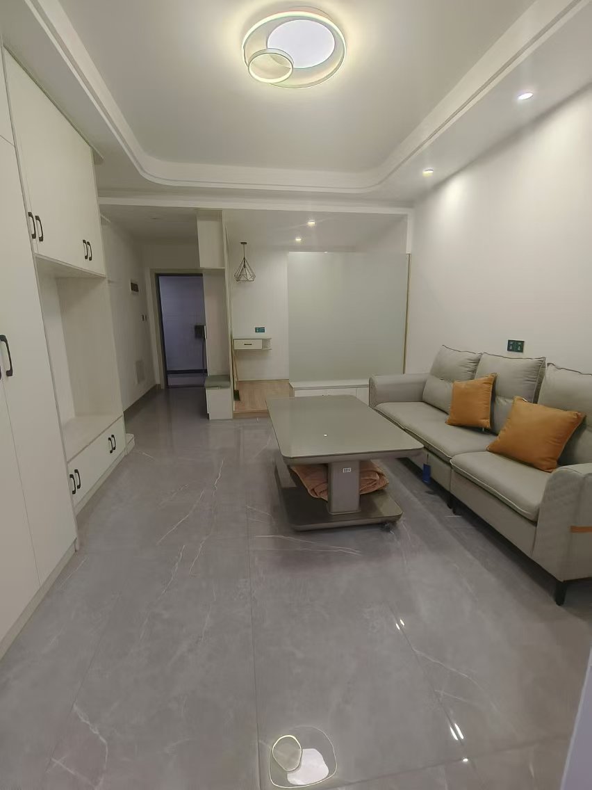 南苑上和三期 1室1厅1卫 1200.0元/月 南苑上和三期 1室1厅1卫 1200.0元/月室内图