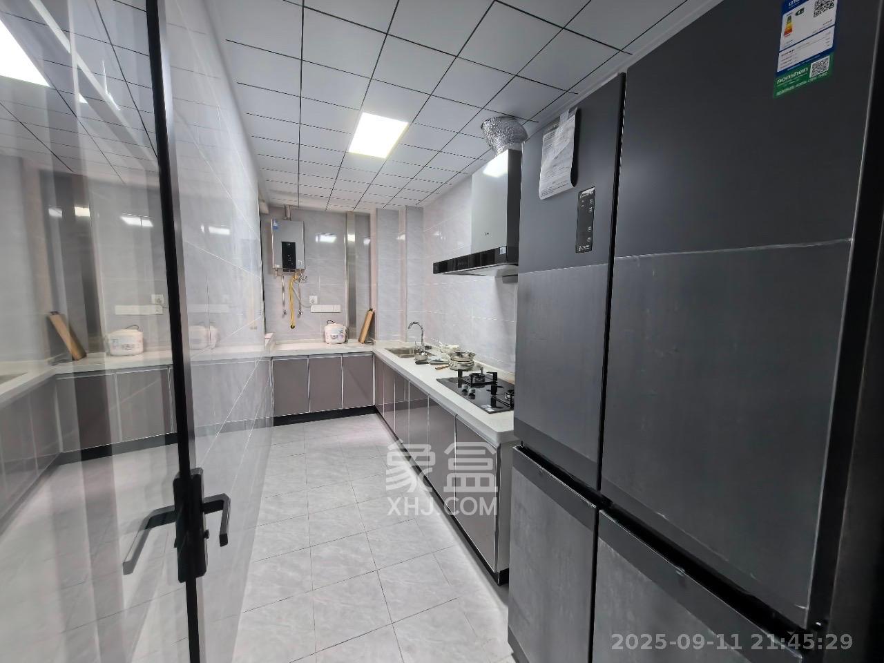 保利东郡 0室0厅0卫 2500.0元/月 保利东郡 0室0厅0卫 2500.0元/月室内图