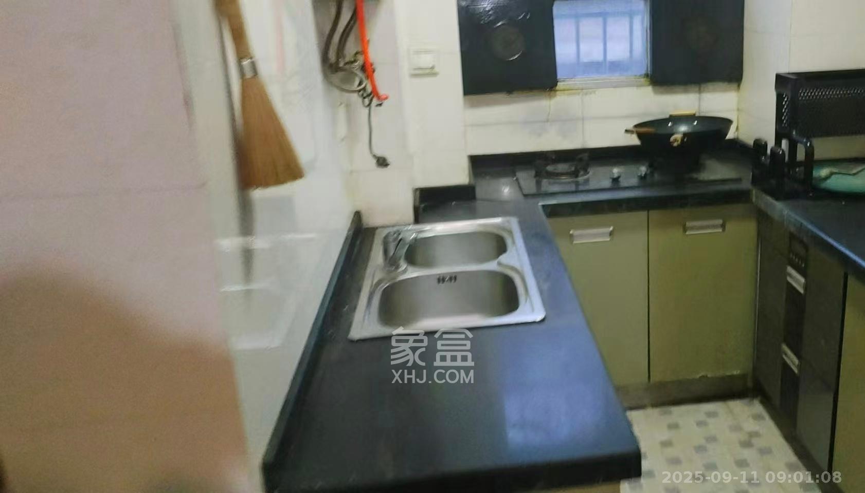 路桥宿舍  2室1厅1卫    1200.0元/月室内图